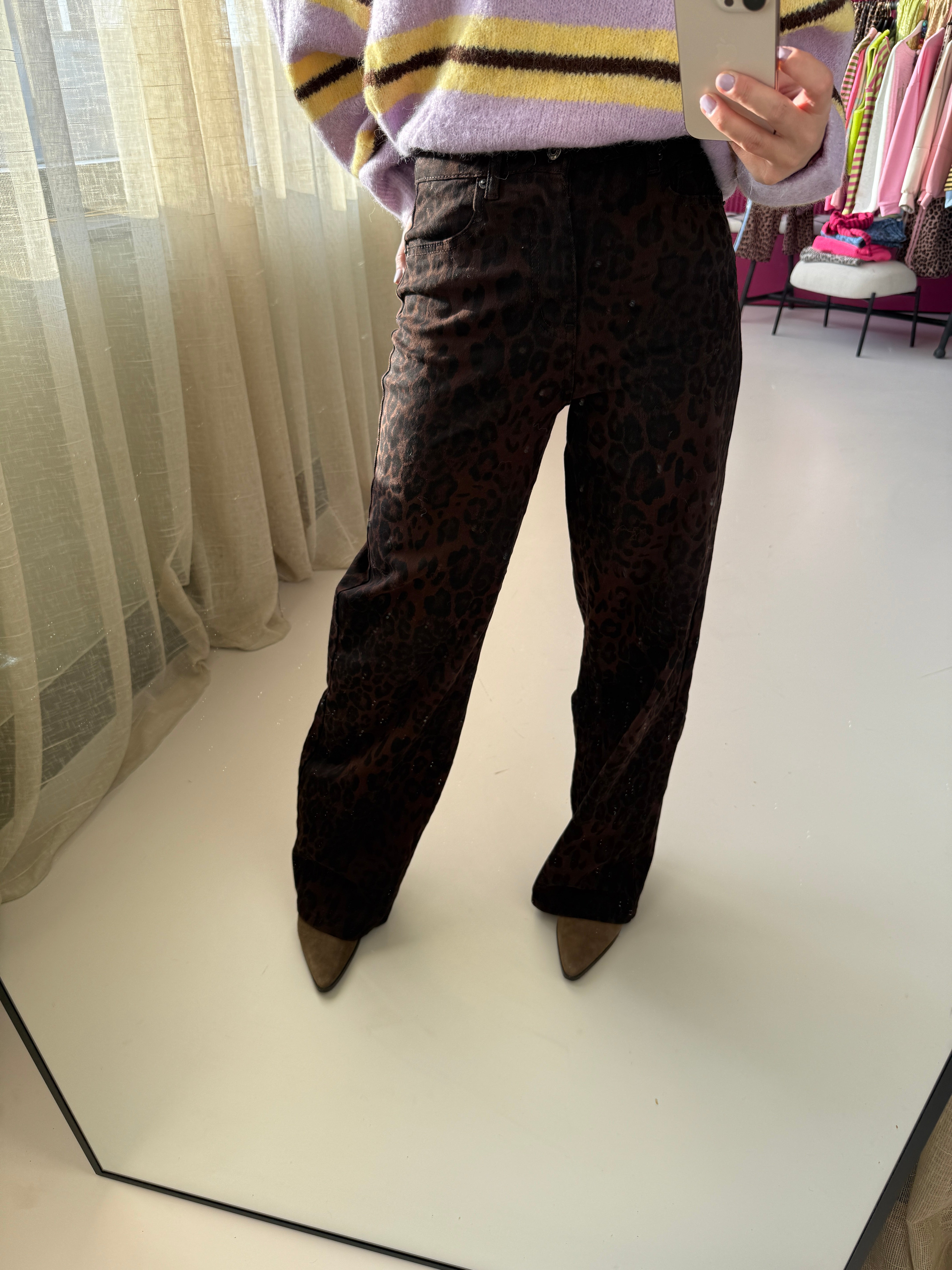 DONKERBRUINE PANTERJEANS NOOR
