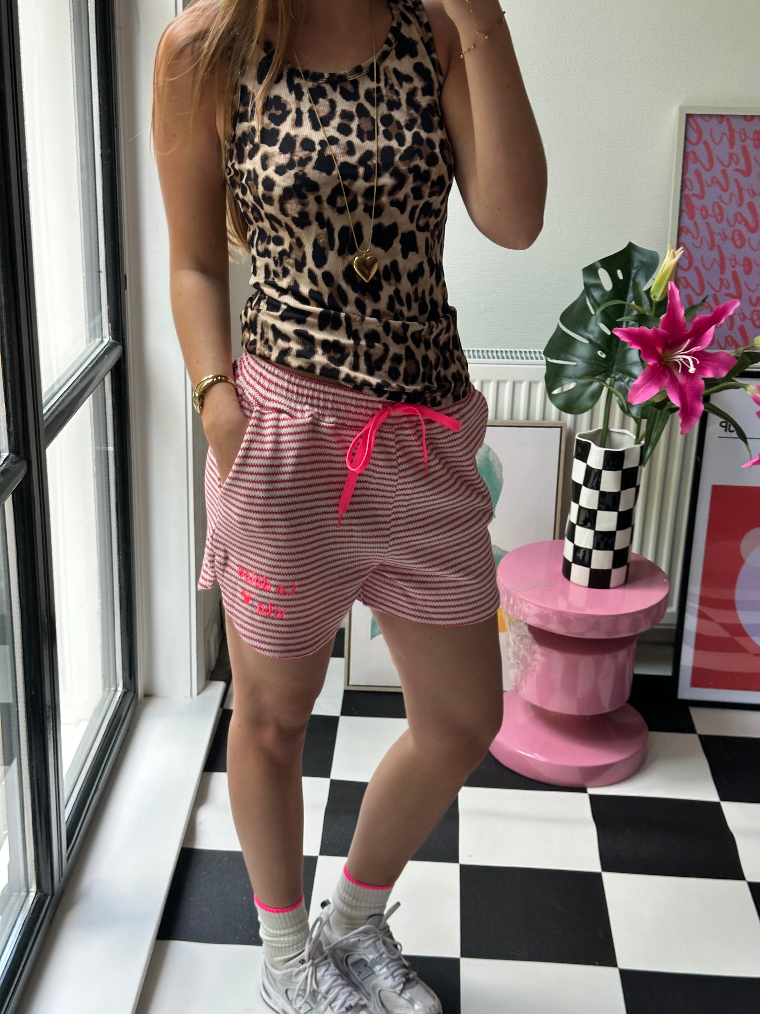 GESTREEPT ROZE SHORTJE LA DOLCE VITA