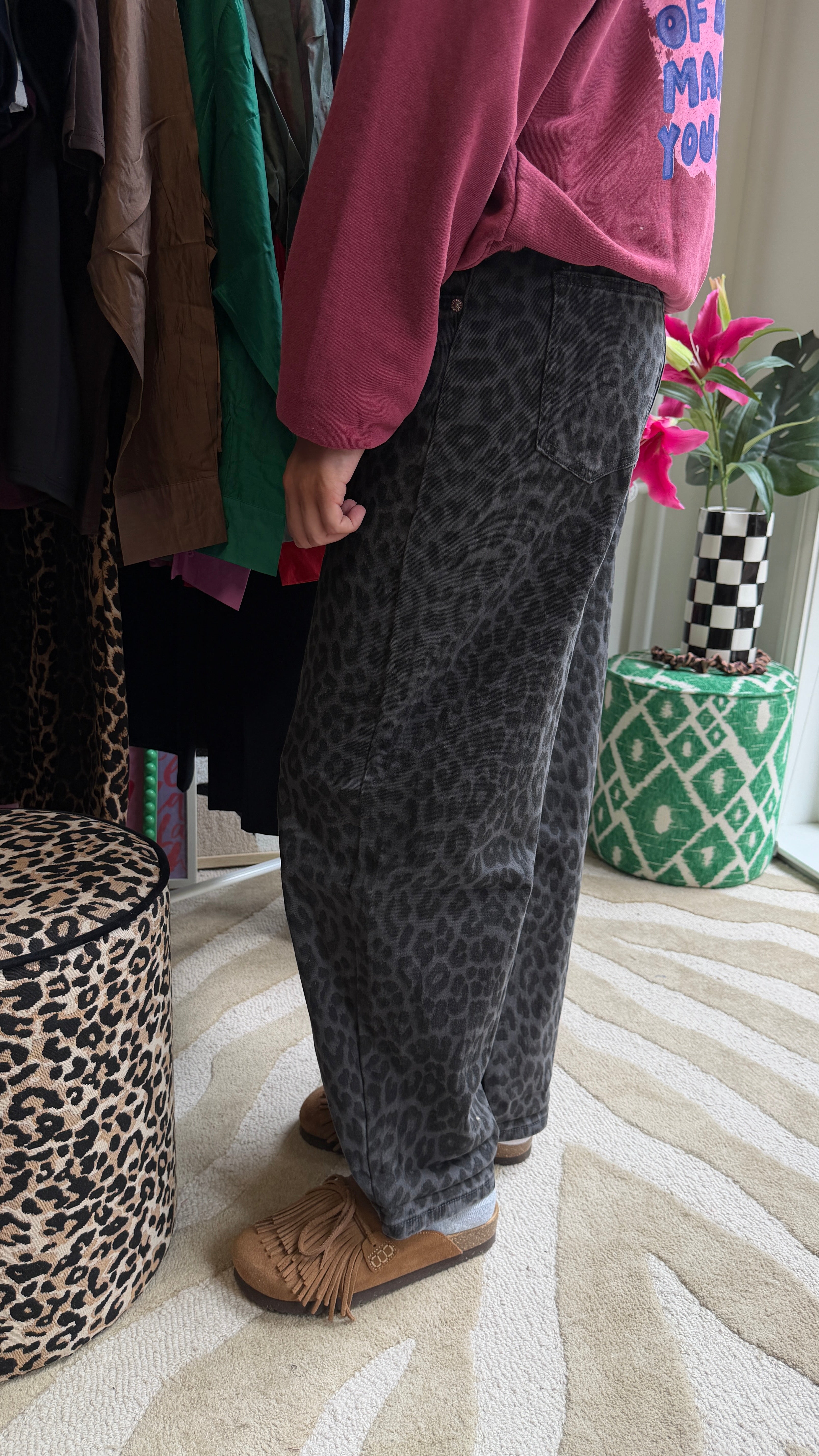 DONKERGRIJZE PANTER BARREL JEANS