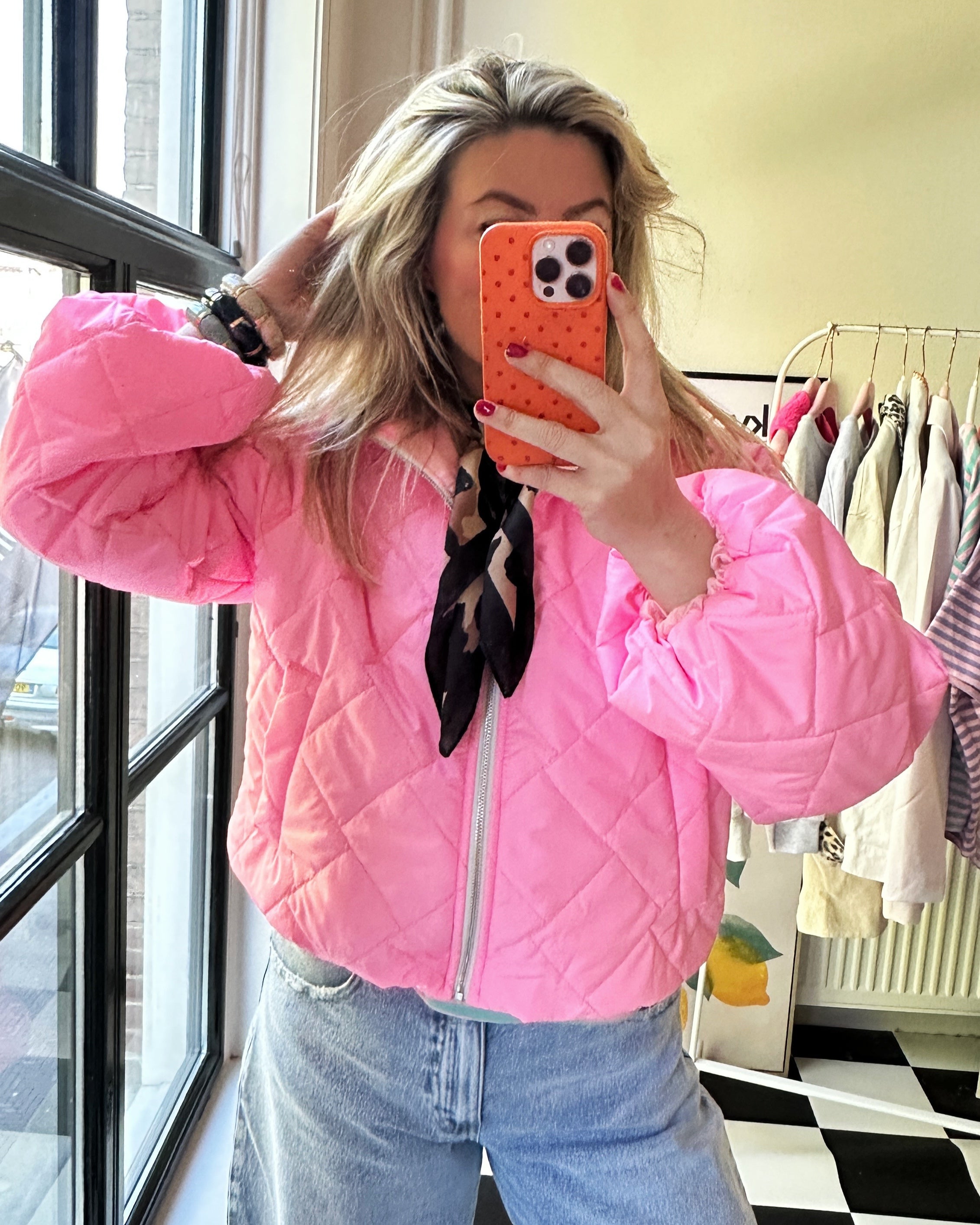 EMMA MUSTHAVE JASJE FELROZE