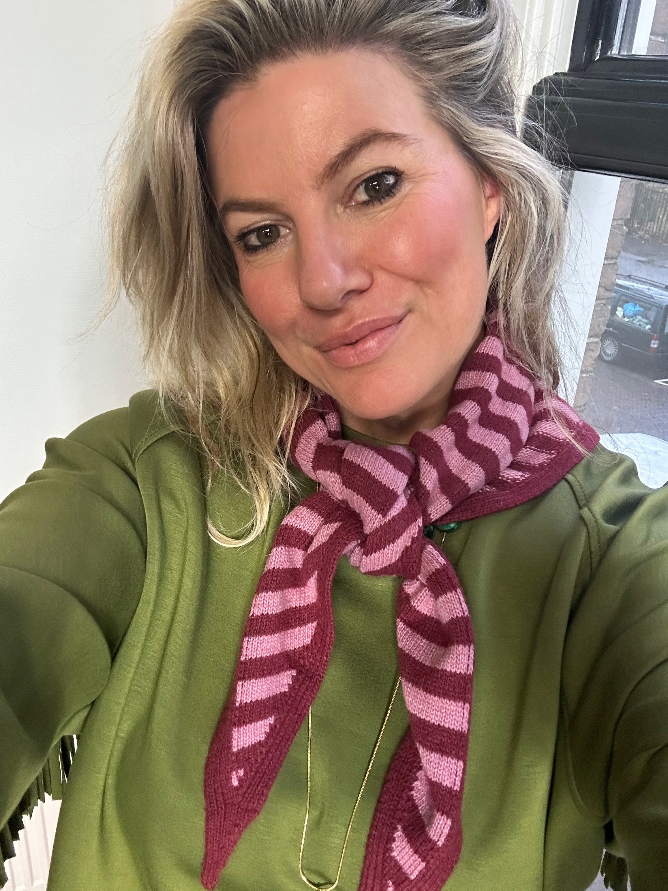 MUSTHAVE SJAALTJE BORDEAUX ROZE