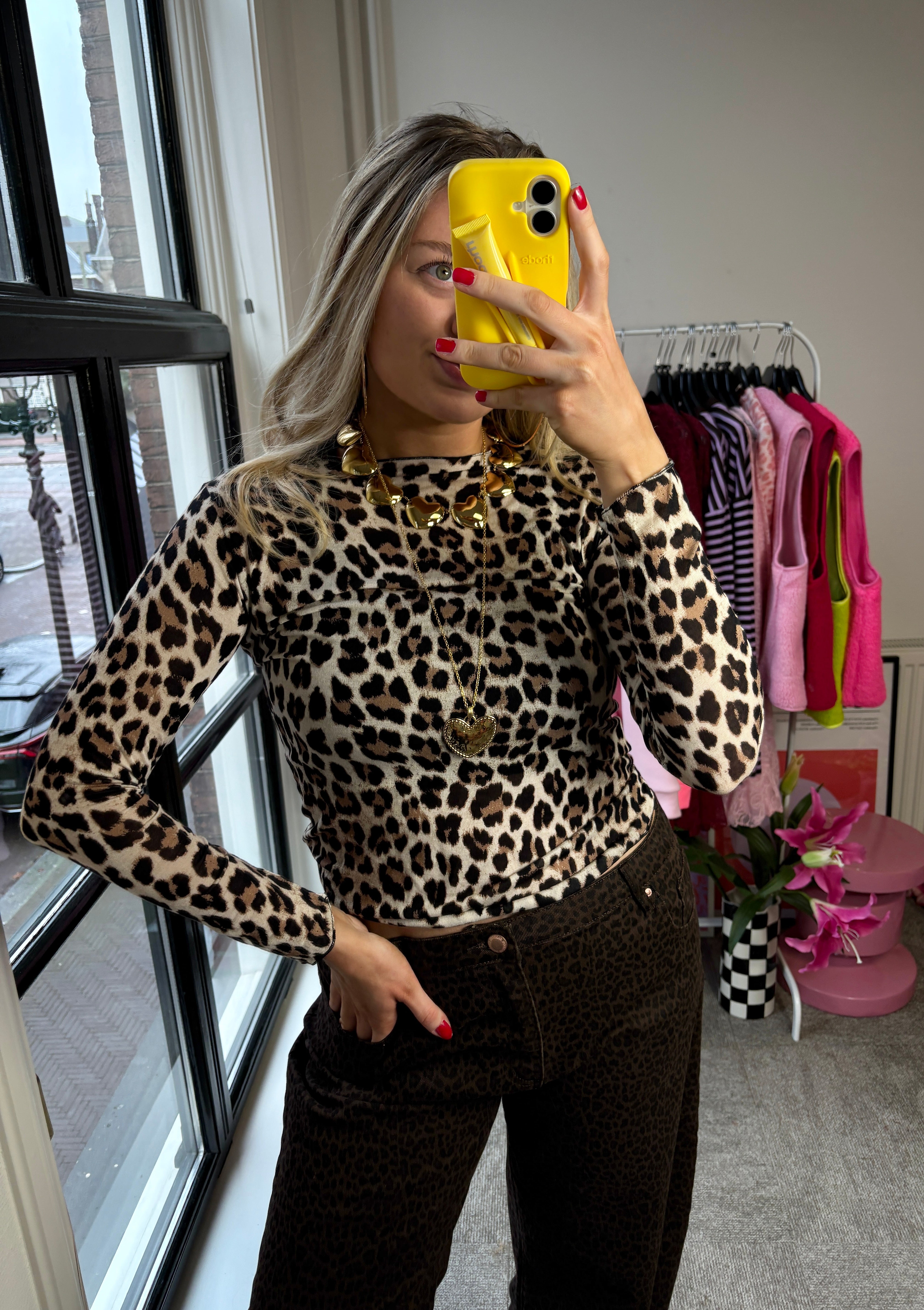 MUSTHAVE PANTER TOP BEIGE