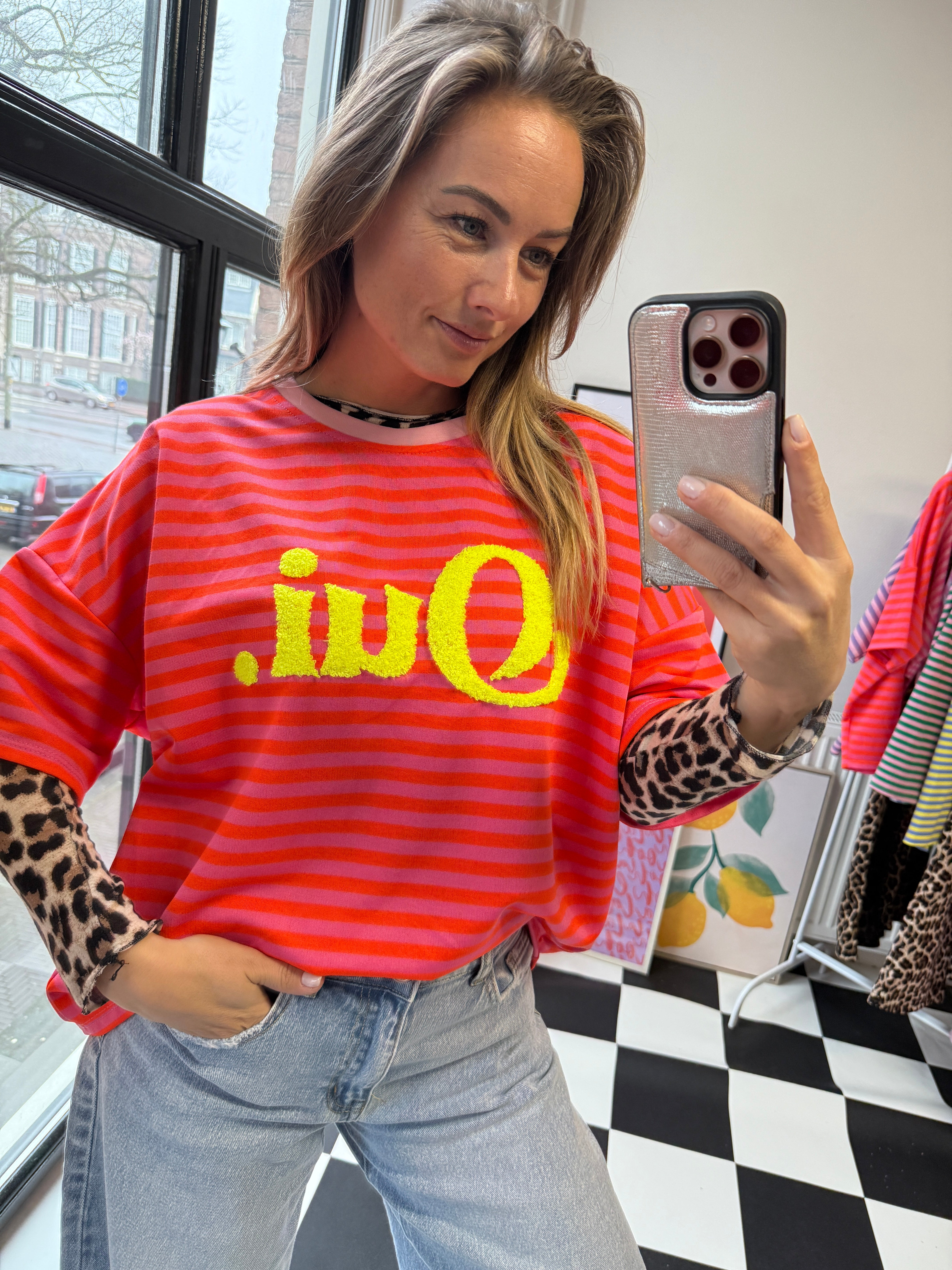 GESTREEPT ROZE/ORANJE T-SHIRT OUI