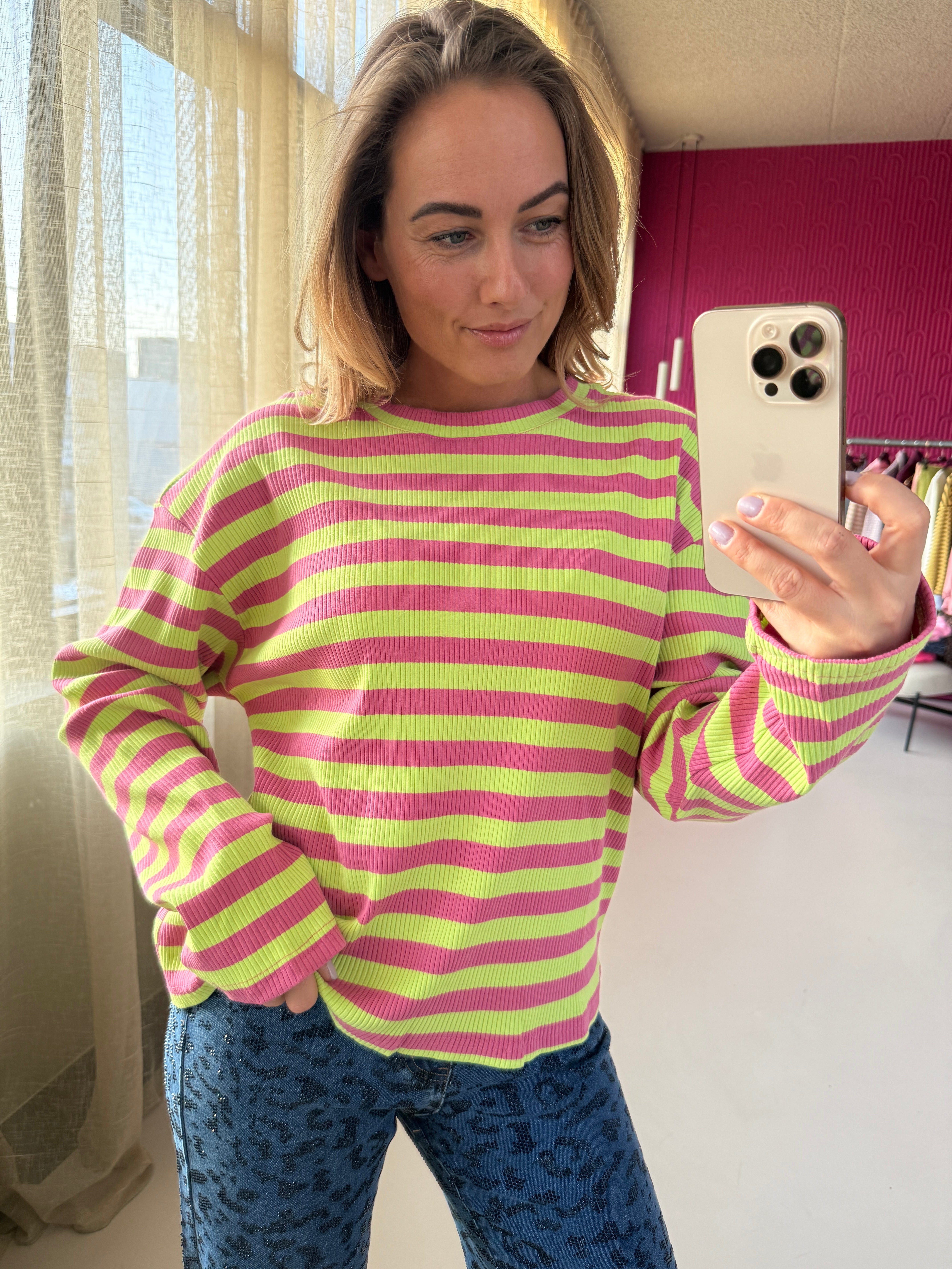 ROZE LIME STREEPSHIRT