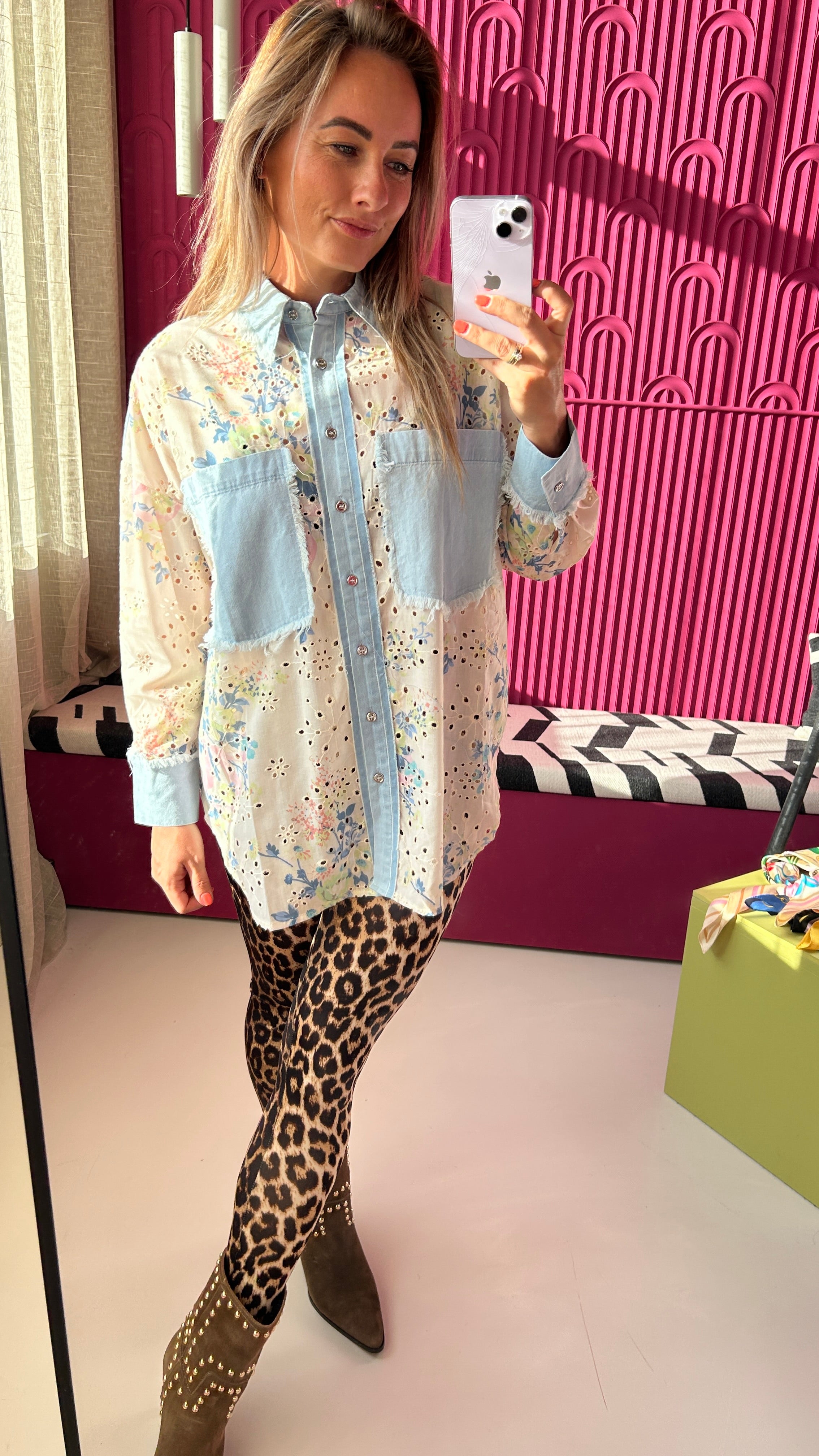 MUSTHAVE BLOUSE JEANS FLOWERS