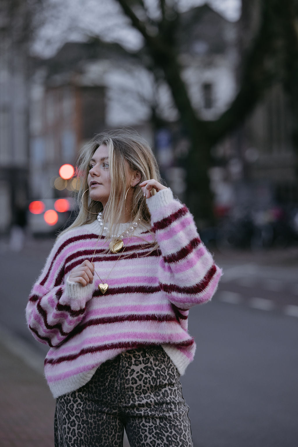 NAOMI MUSTHAVE SWEATER PINK/BORDEAUX