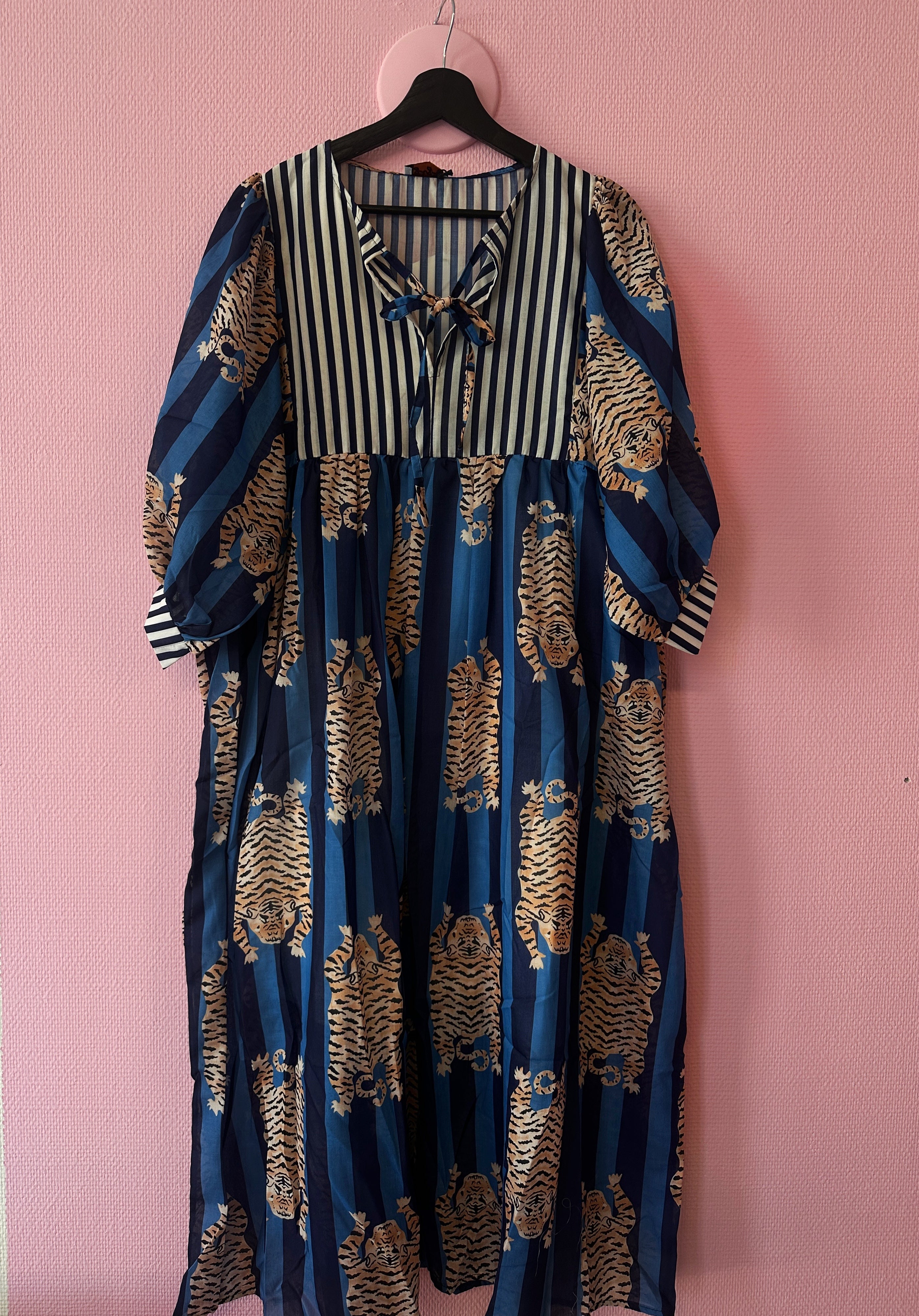 TIGER DRESS