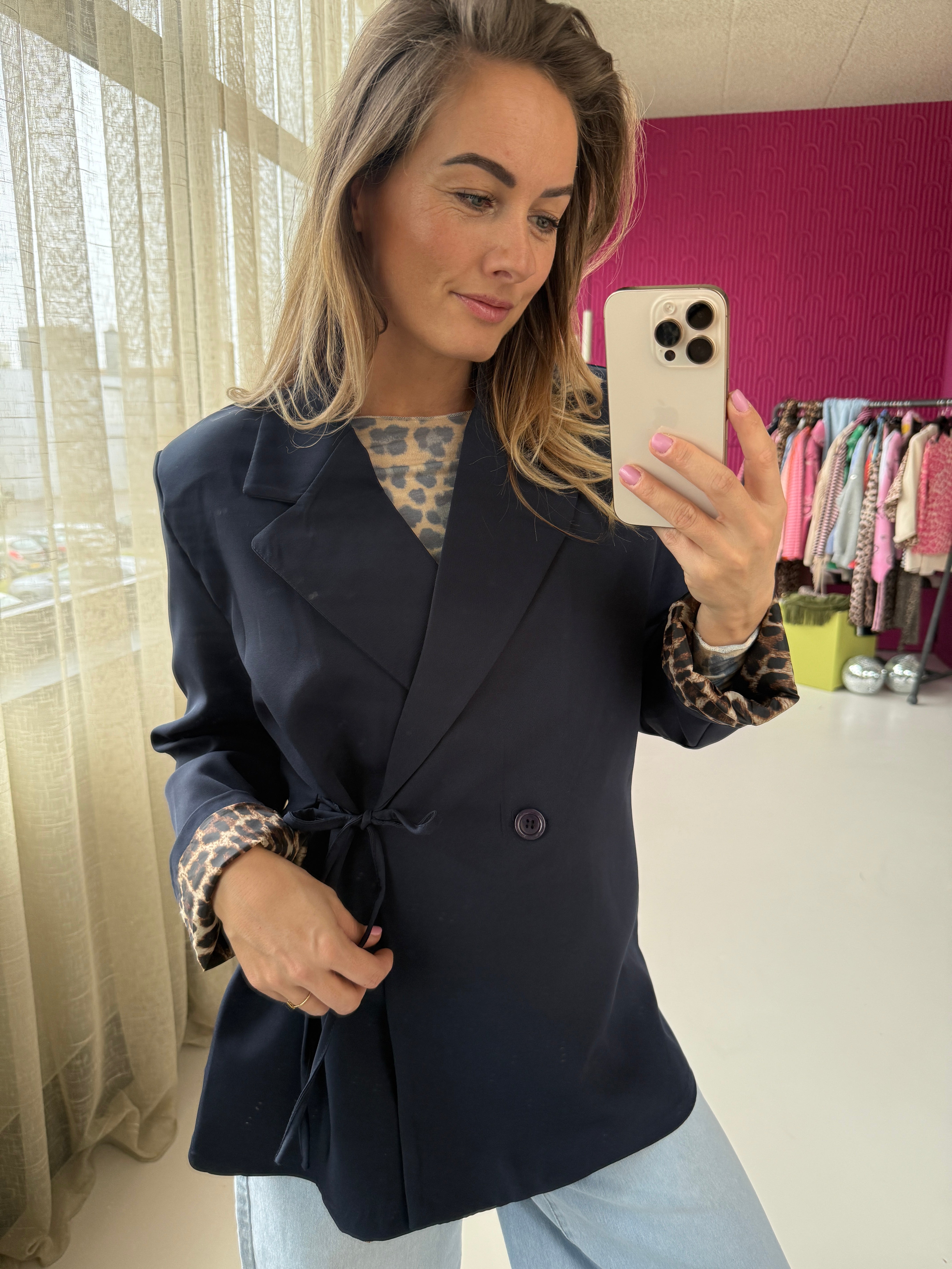 DONKERBLAUWE BLAZER MET PANTER