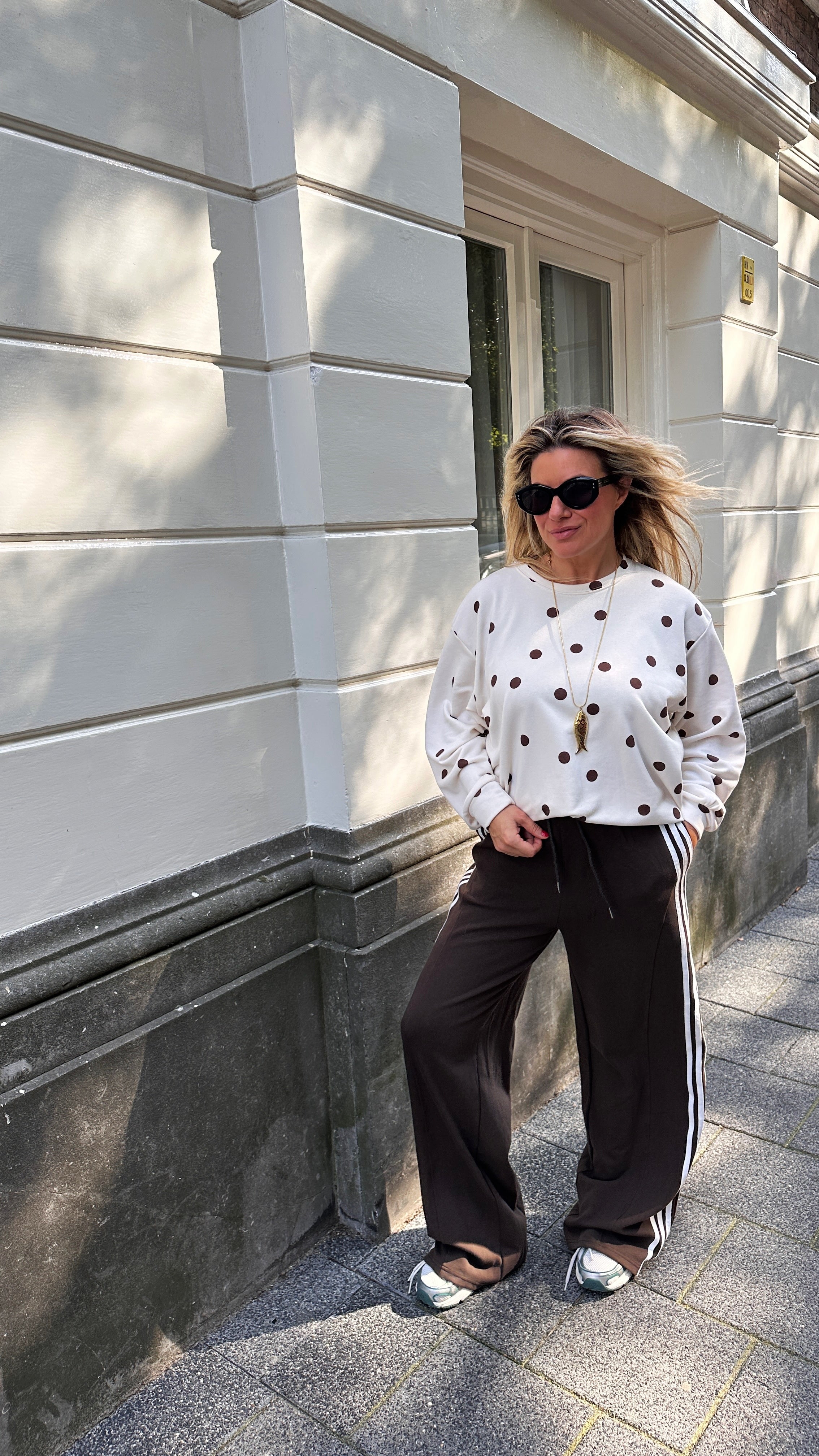 DOTS SWEATER CRÈME WIT