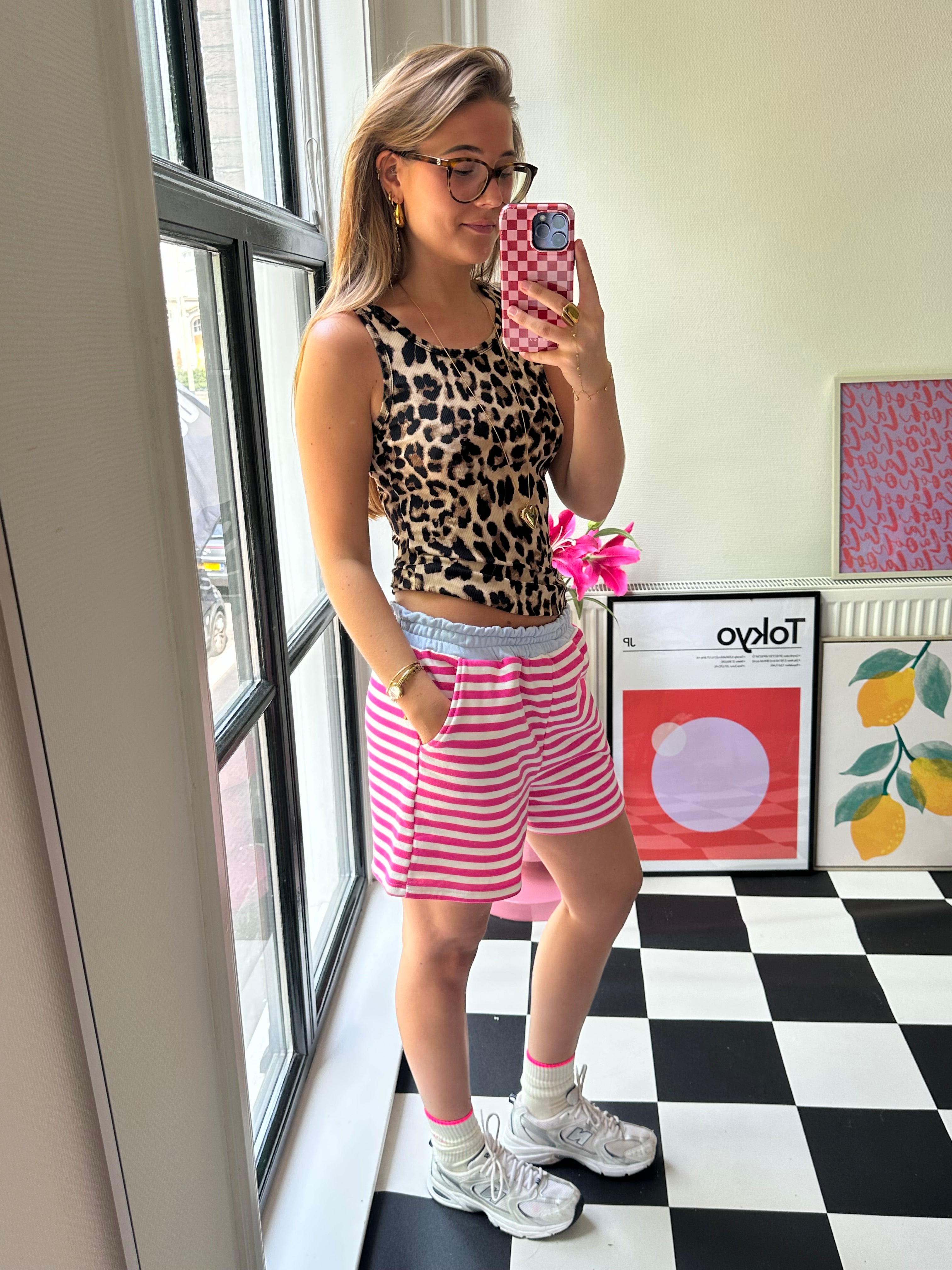 ISA SHORT FUCHSIA BLAUW