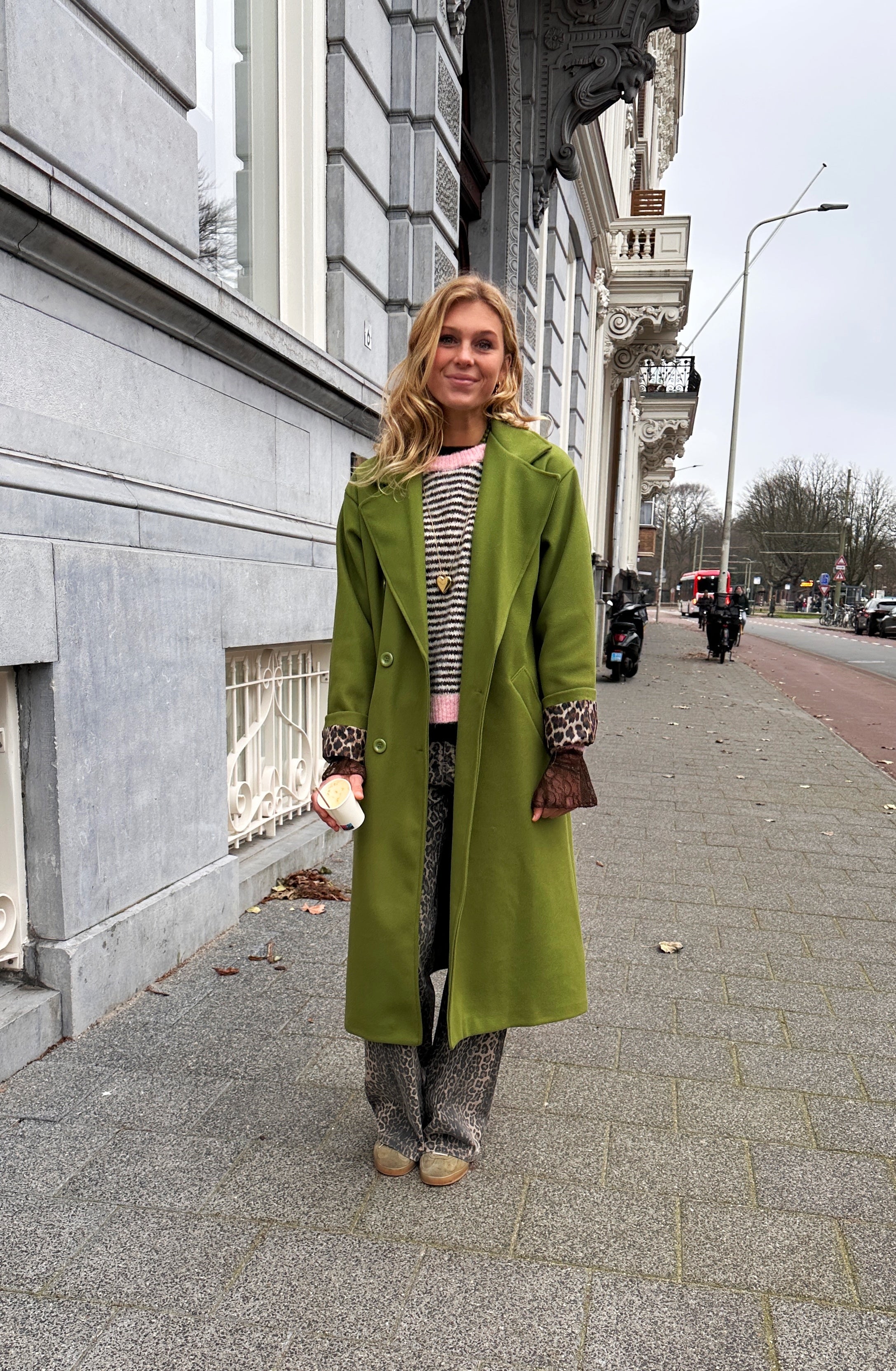 LIZZY MANTEL JAS GROEN MET PANTER