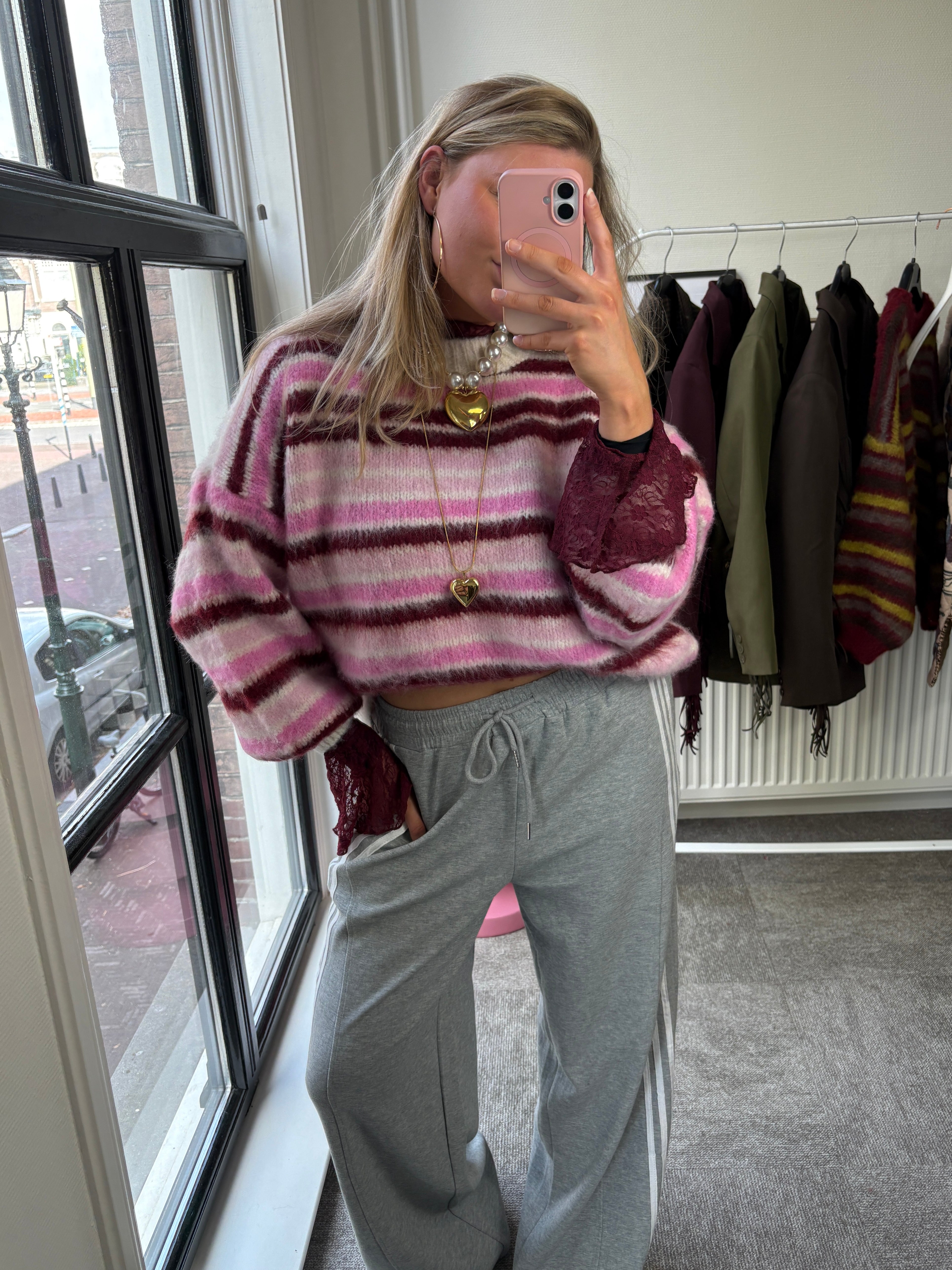 NAOMI MUSTHAVE SWEATER PINK/BORDEAUX