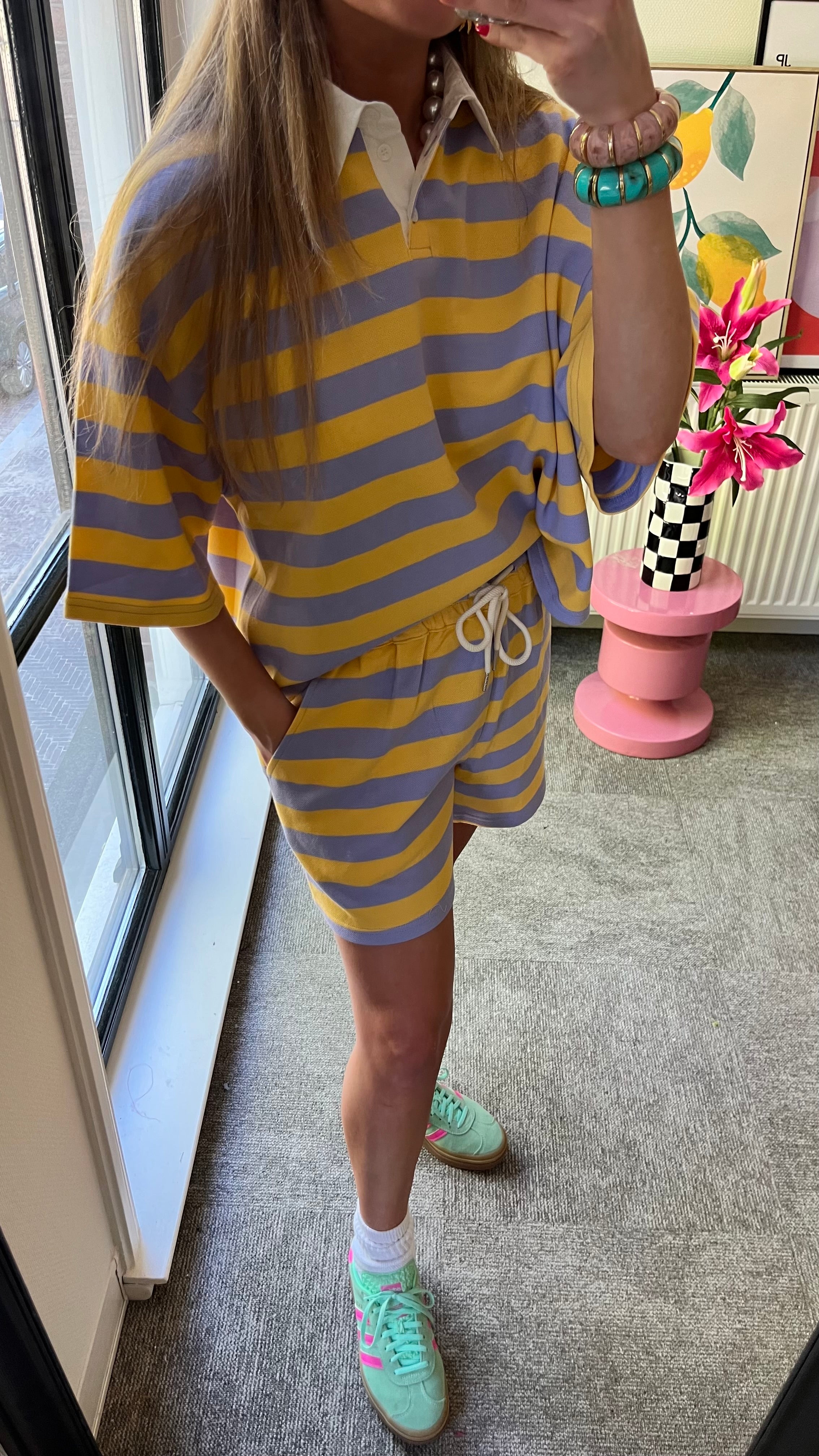 BIBI SHORT LILA GEEL