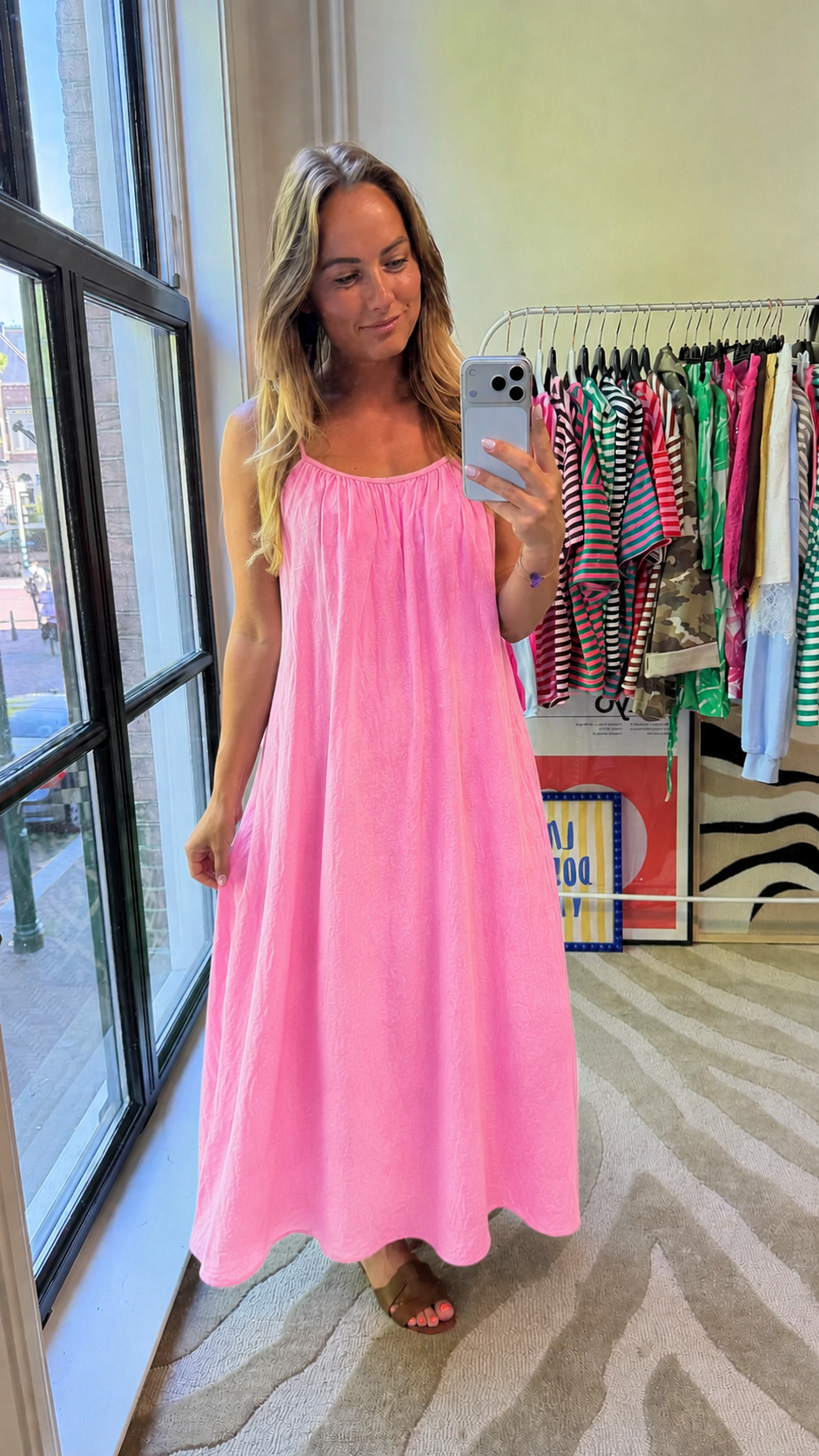 DANIE JURK ROZE