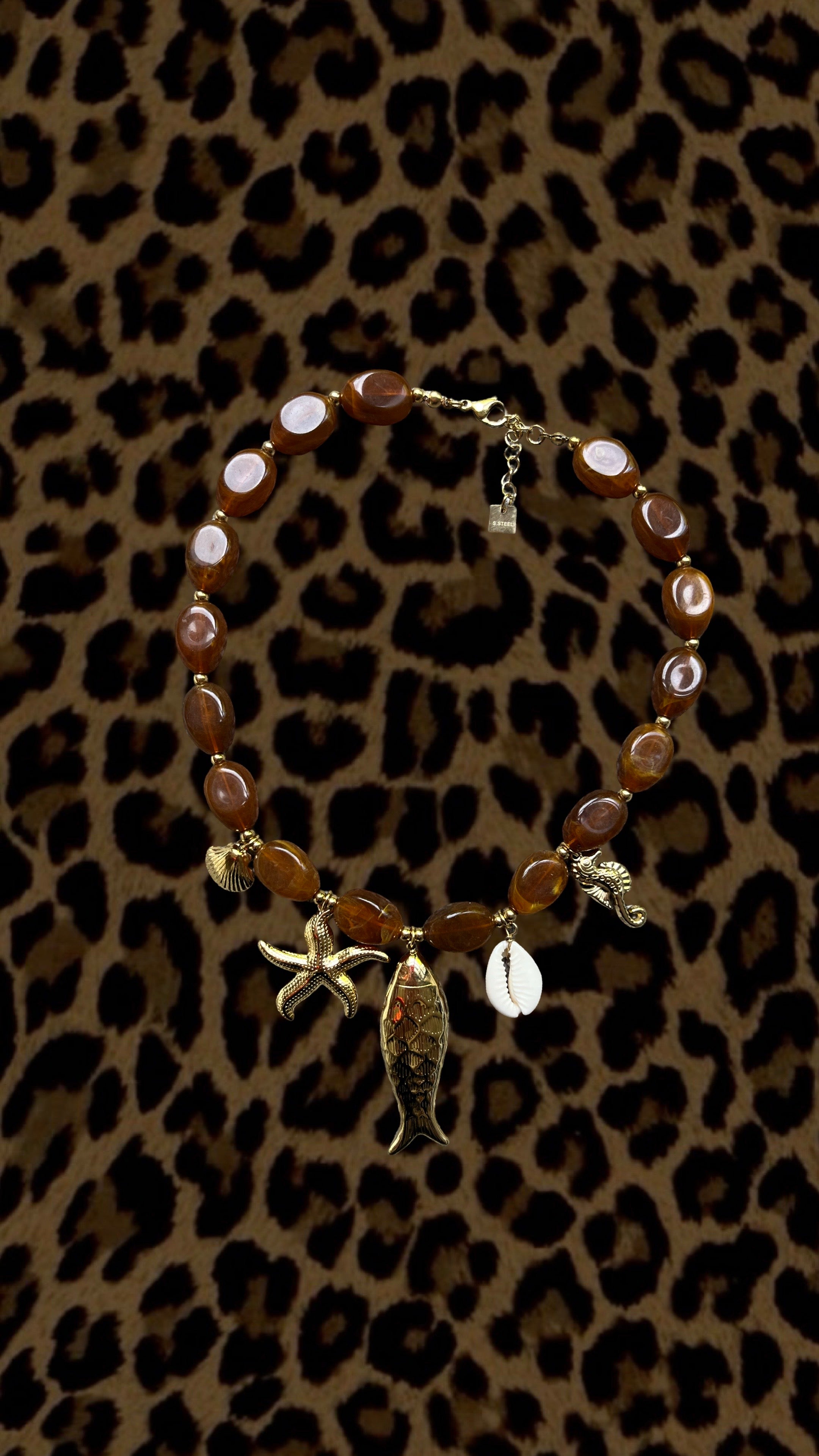 KETTING MET VISJE | BRUIN