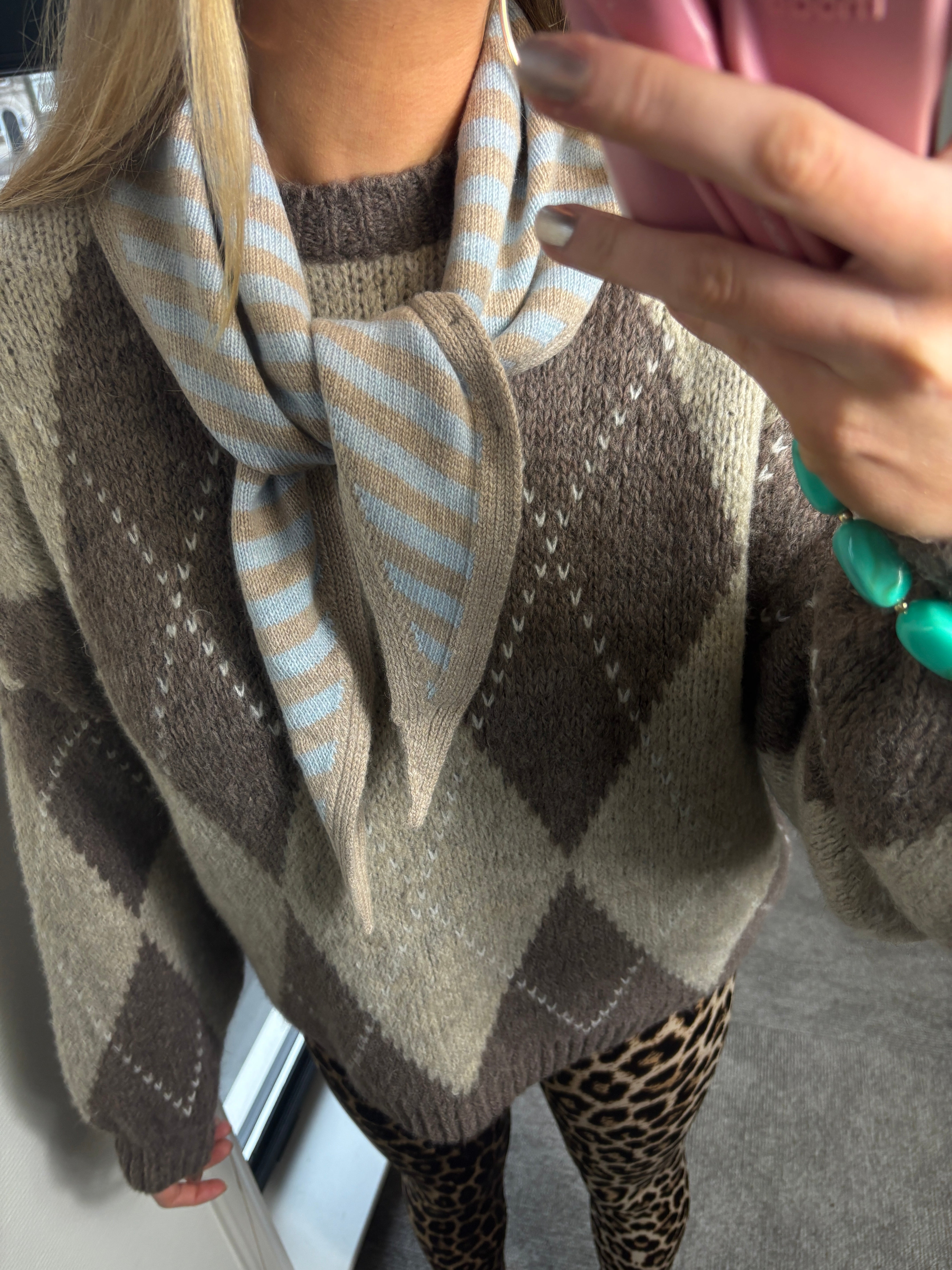 MUSTHAVE SJAALTJE LICHTBLAUW-BEIGE