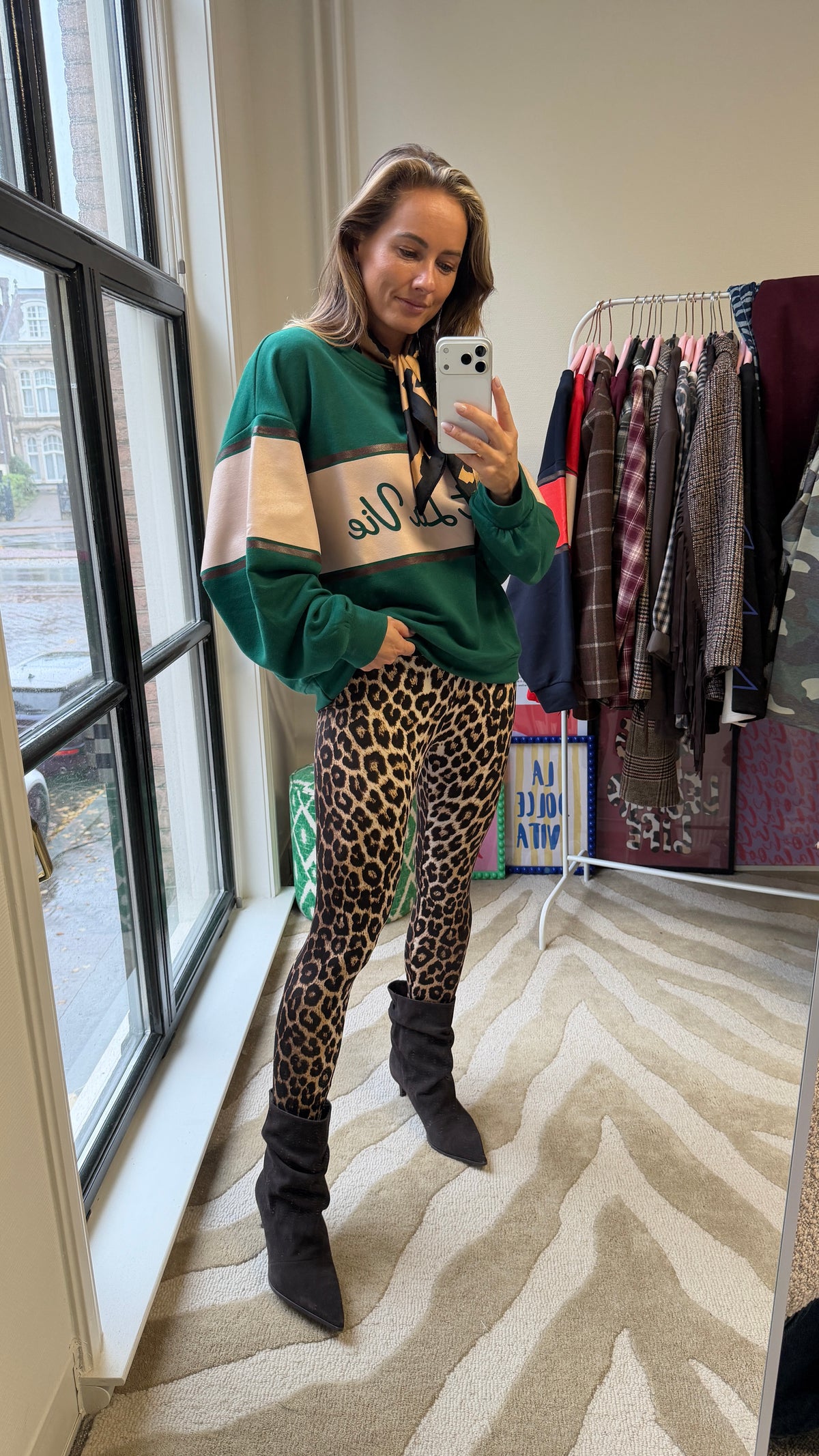 C’EST LA VIE SWEATER GROEN