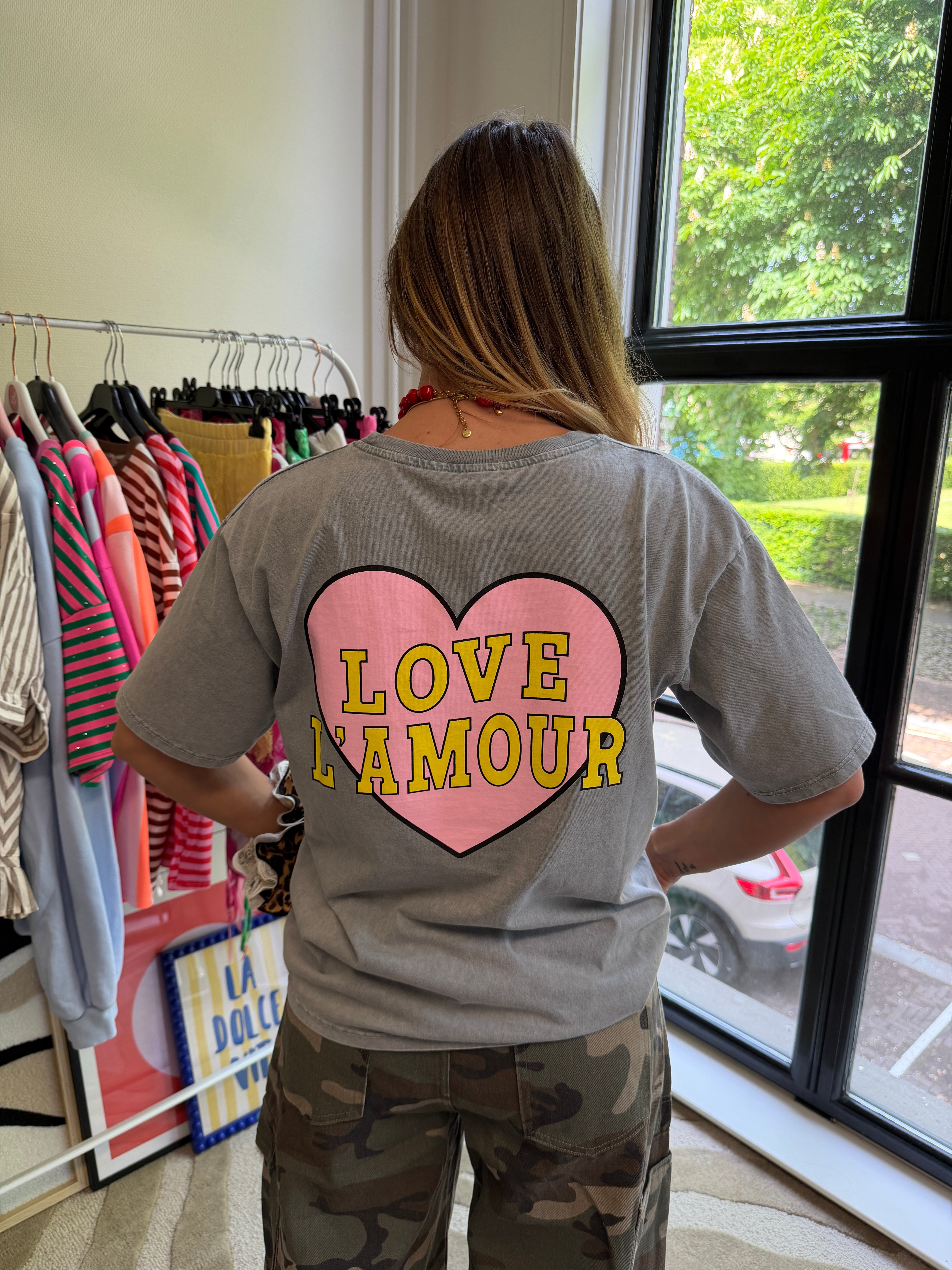 LOVE L'AMOUR SHIRT GRIJS