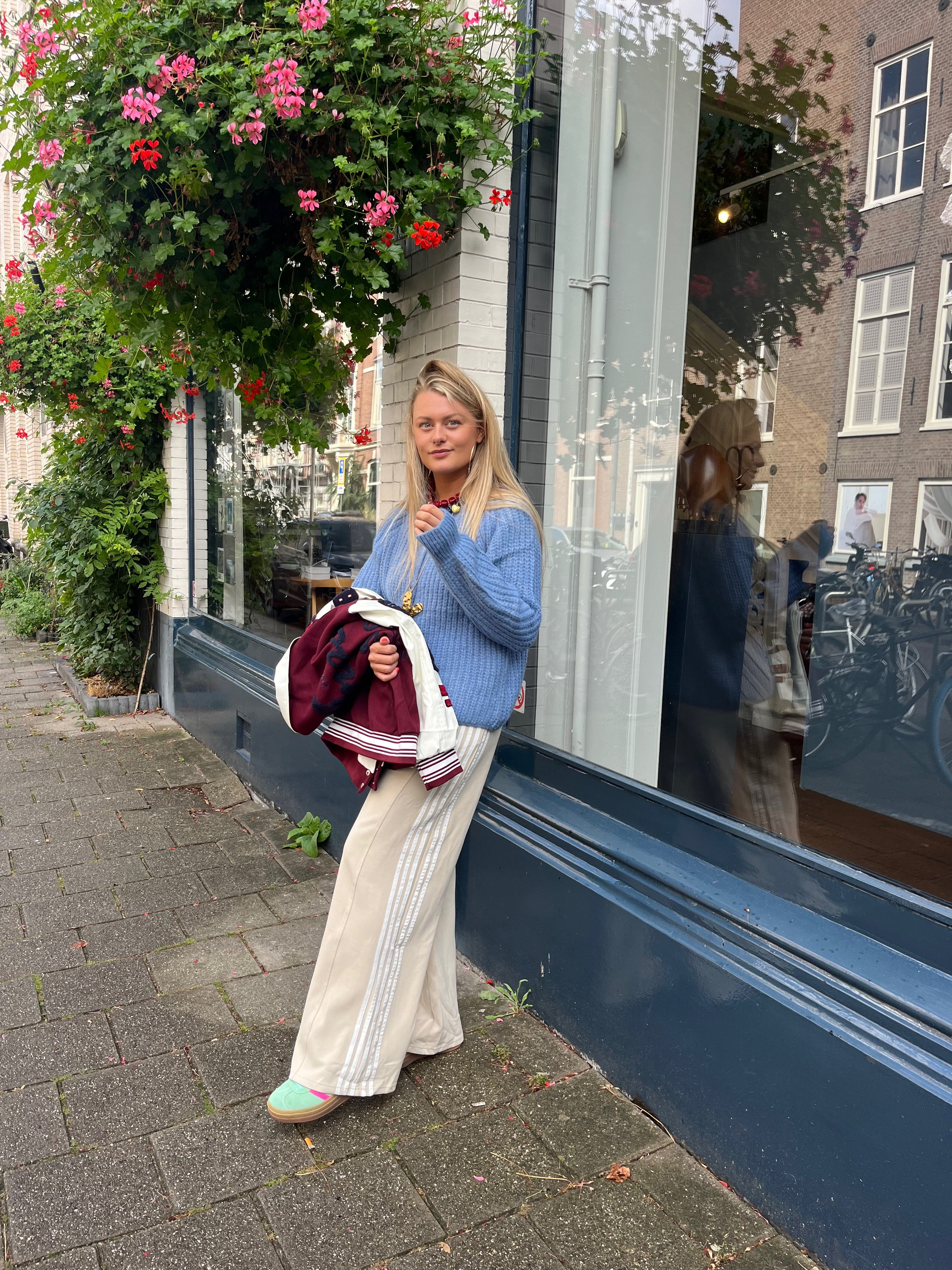 NOMI VESTJE LICHTBLAUW