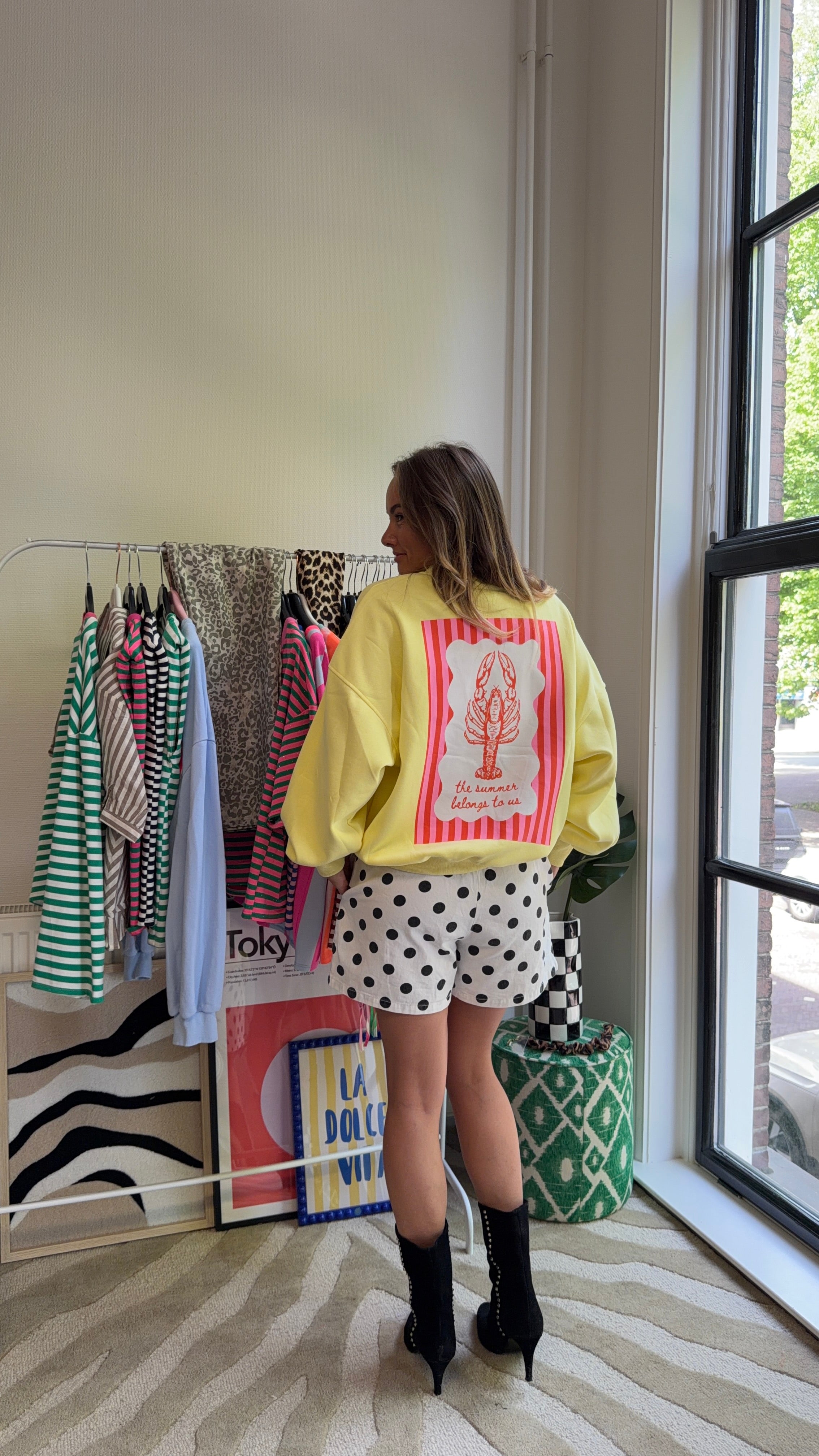 SUMMER VIBES SWEATER BUTTERYELLOW