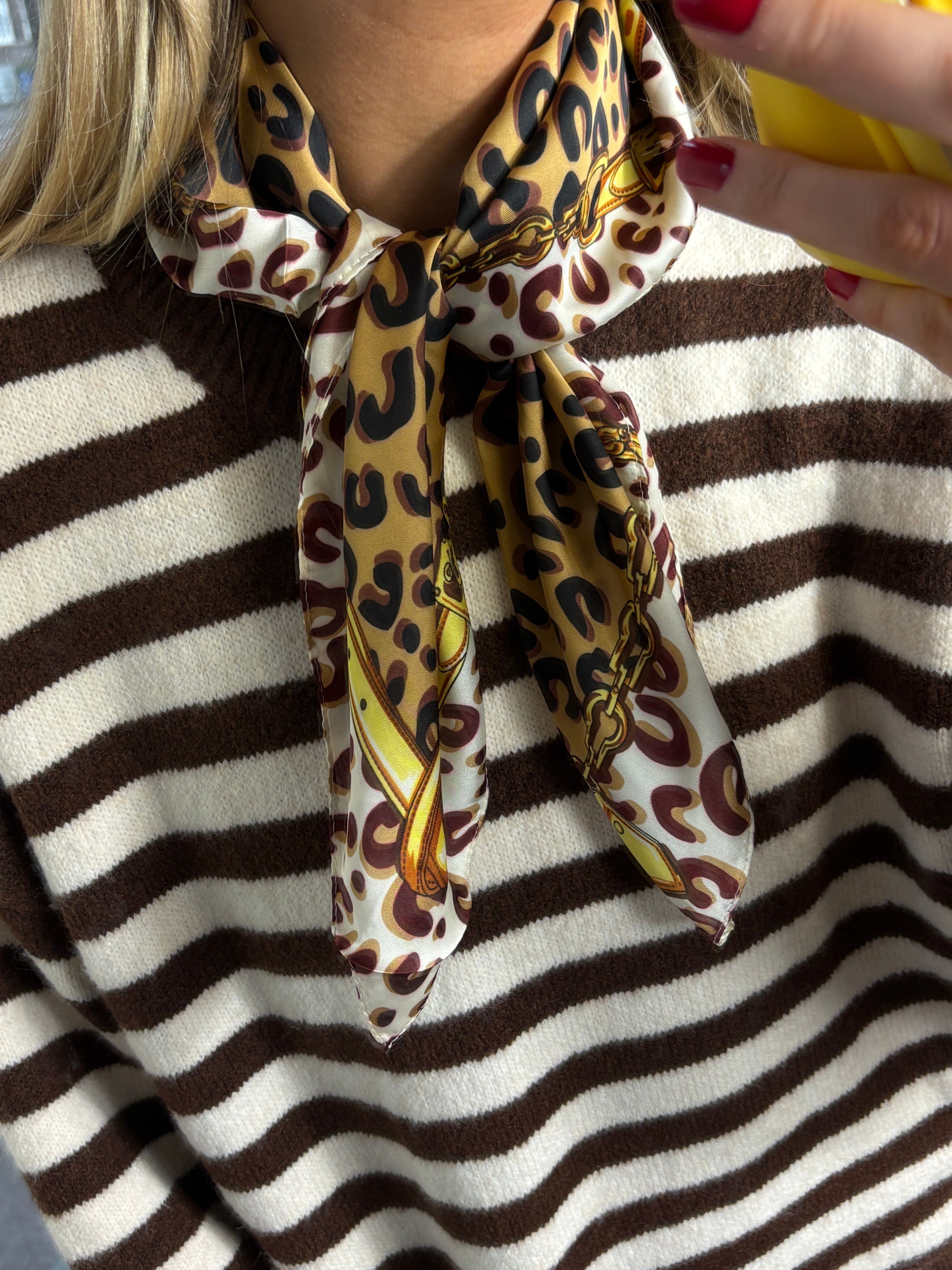 BELLA 5 panter sjaaltje beige/bruin gouden gesp