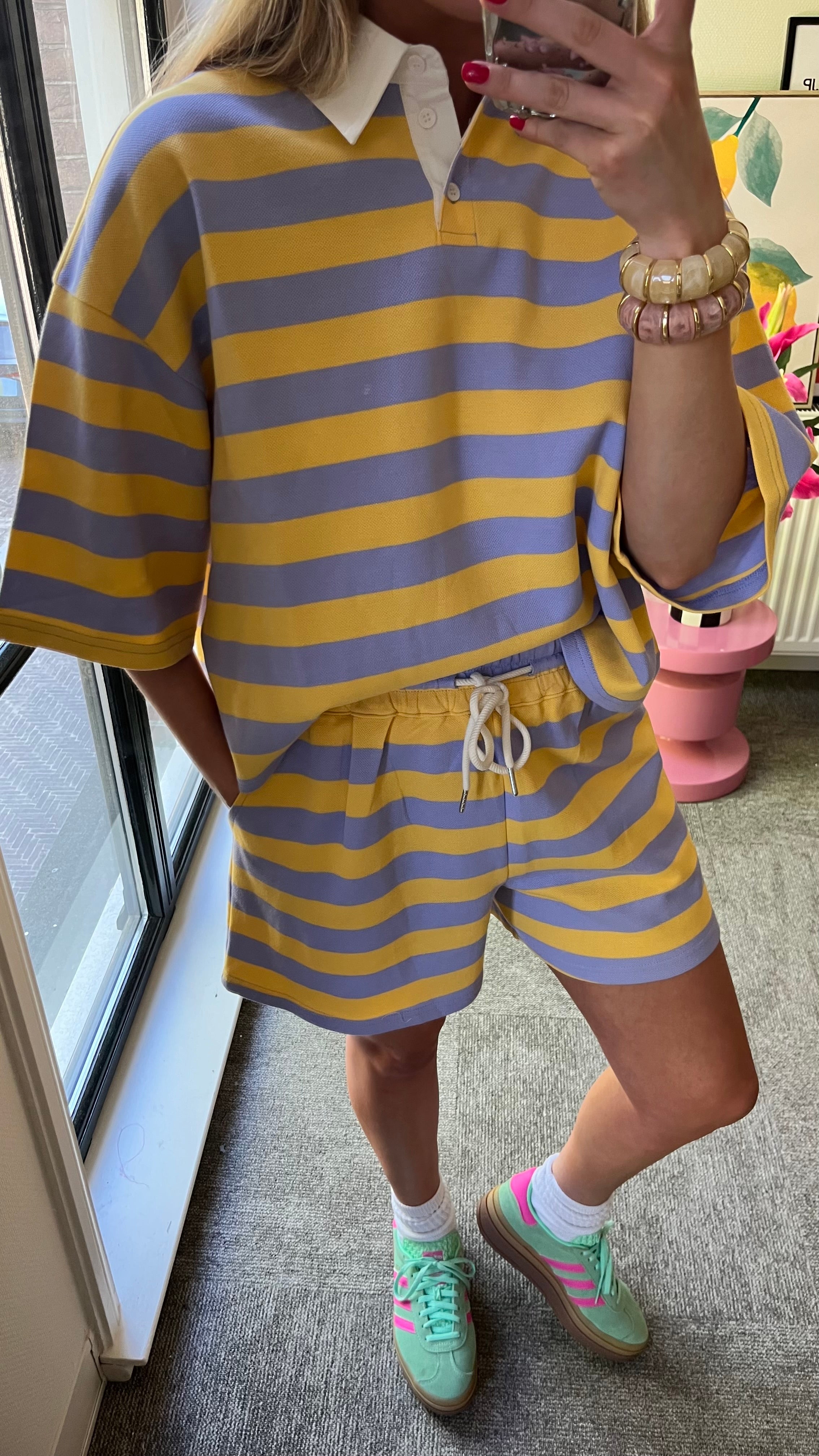 BIBI SHORT LILA GEEL
