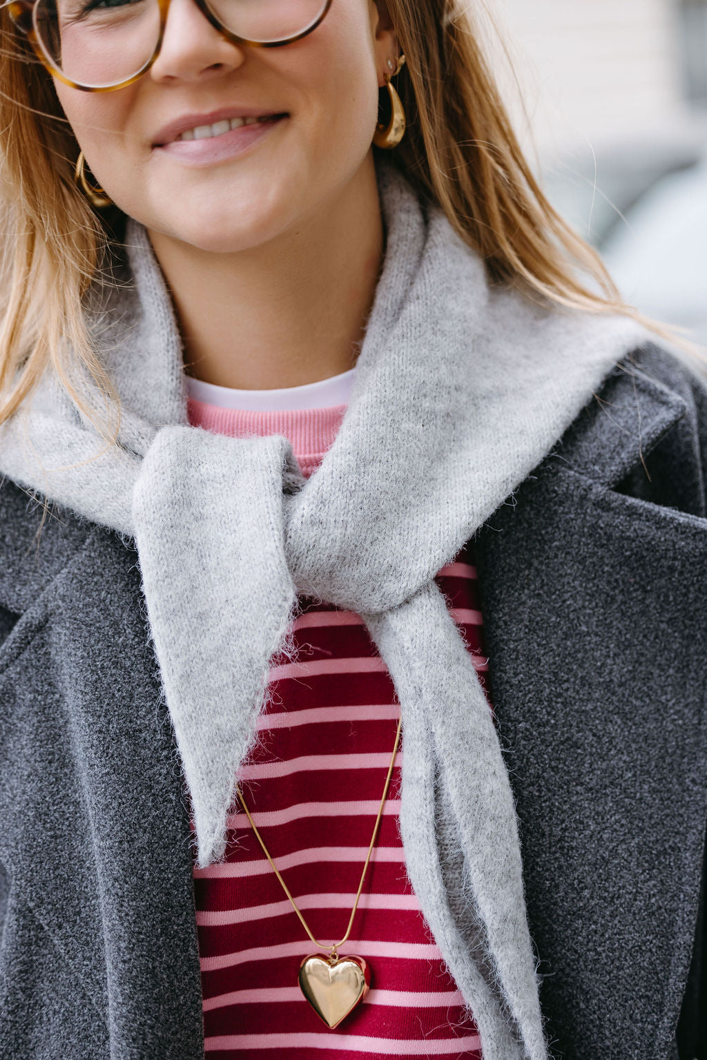 MUSTHAVE SJAALTJE GRIJS