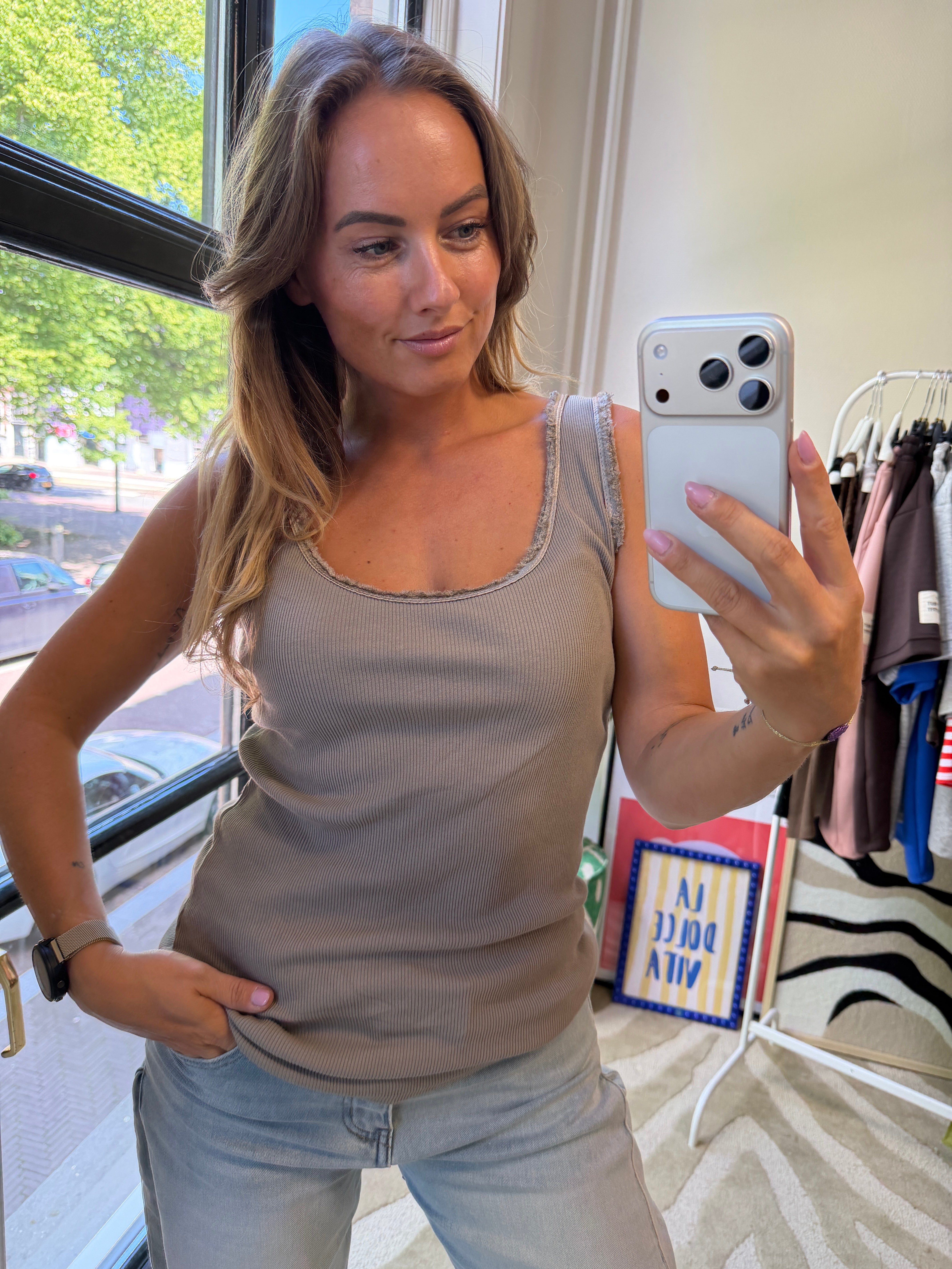 ELVI HEMDJE TAUPE