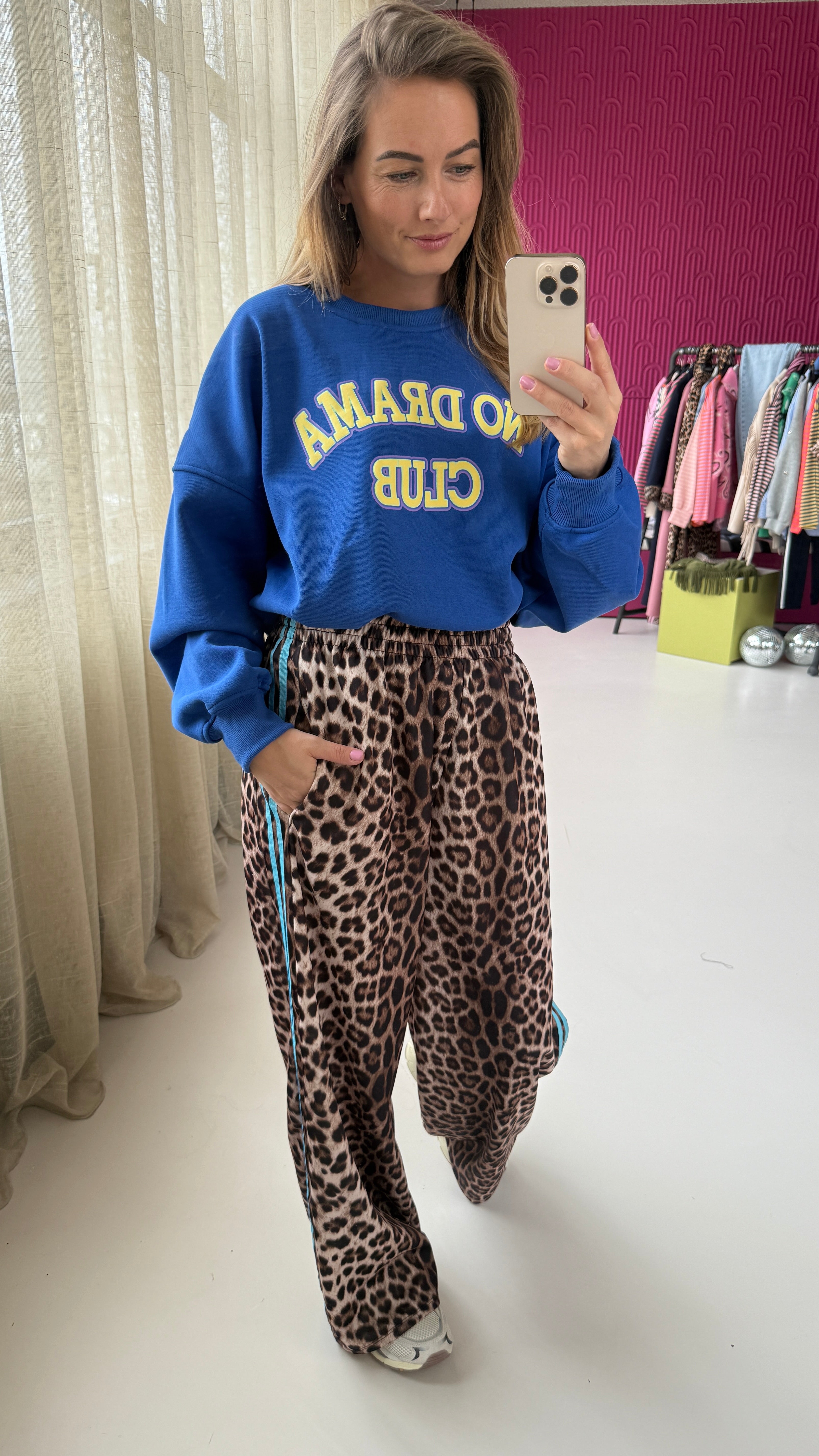 KOBALT BLAUWE SWEATER