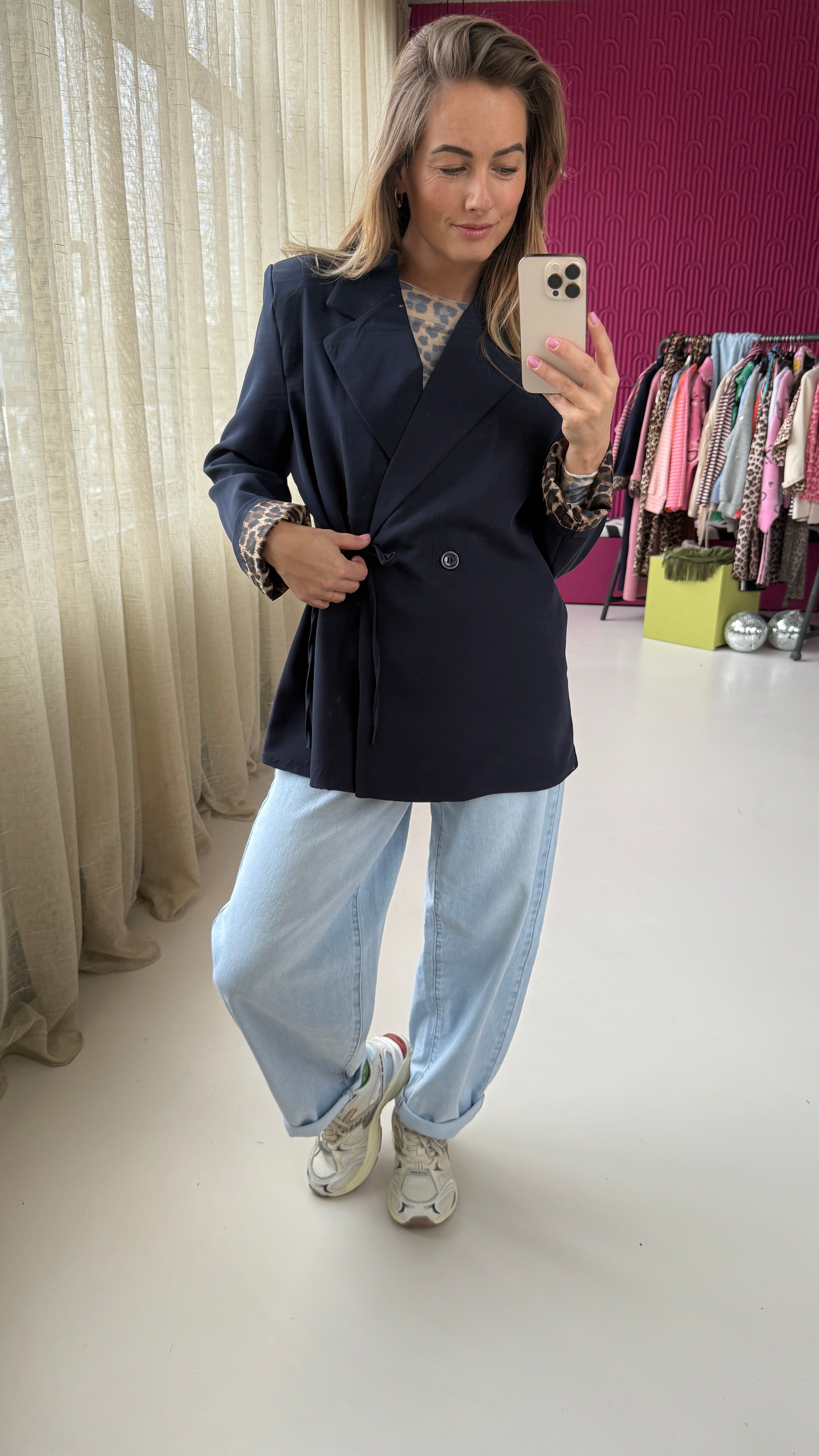 DONKERBLAUWE BLAZER MET PANTER