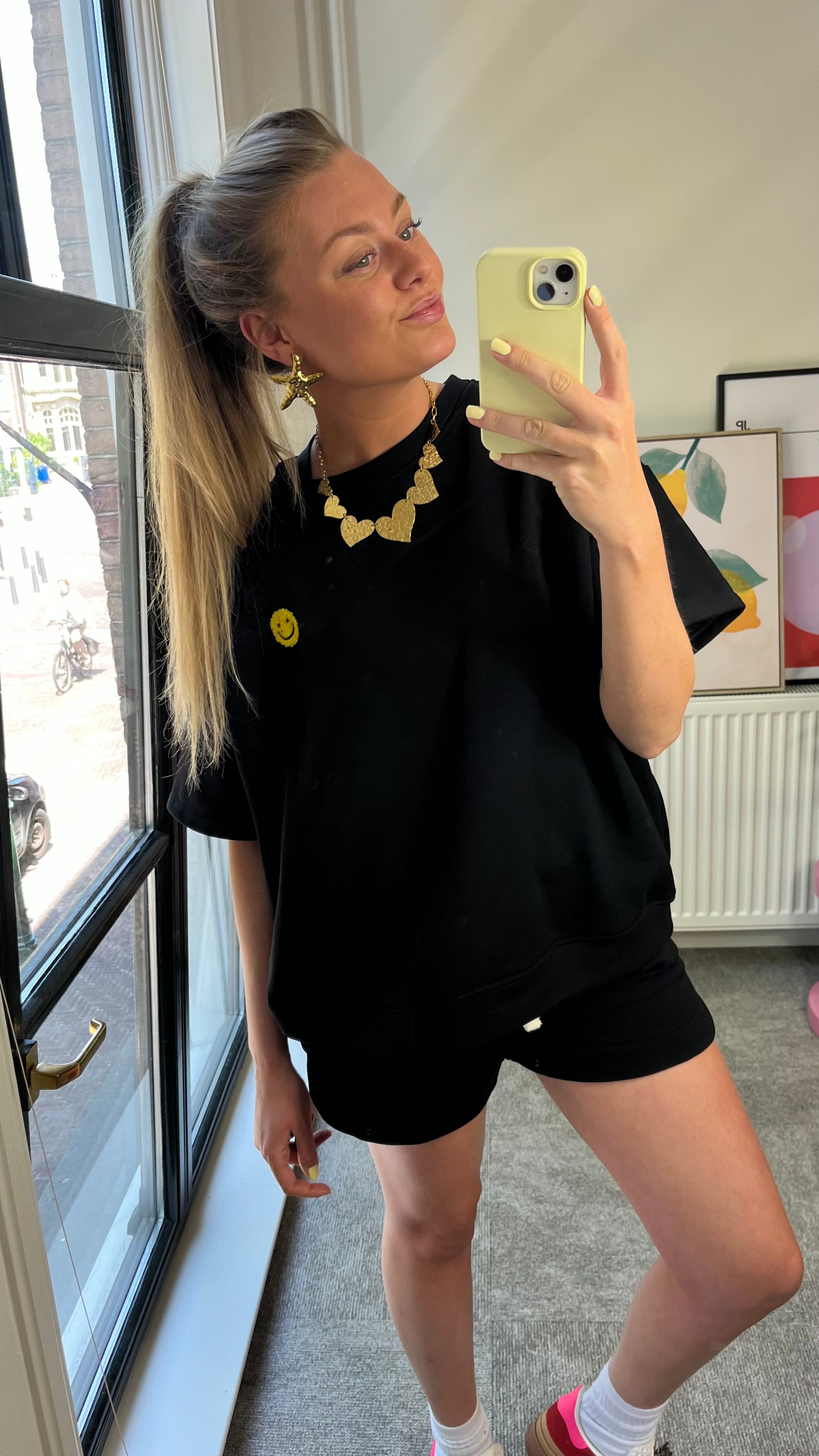 ZWART SMILEY PAKJE