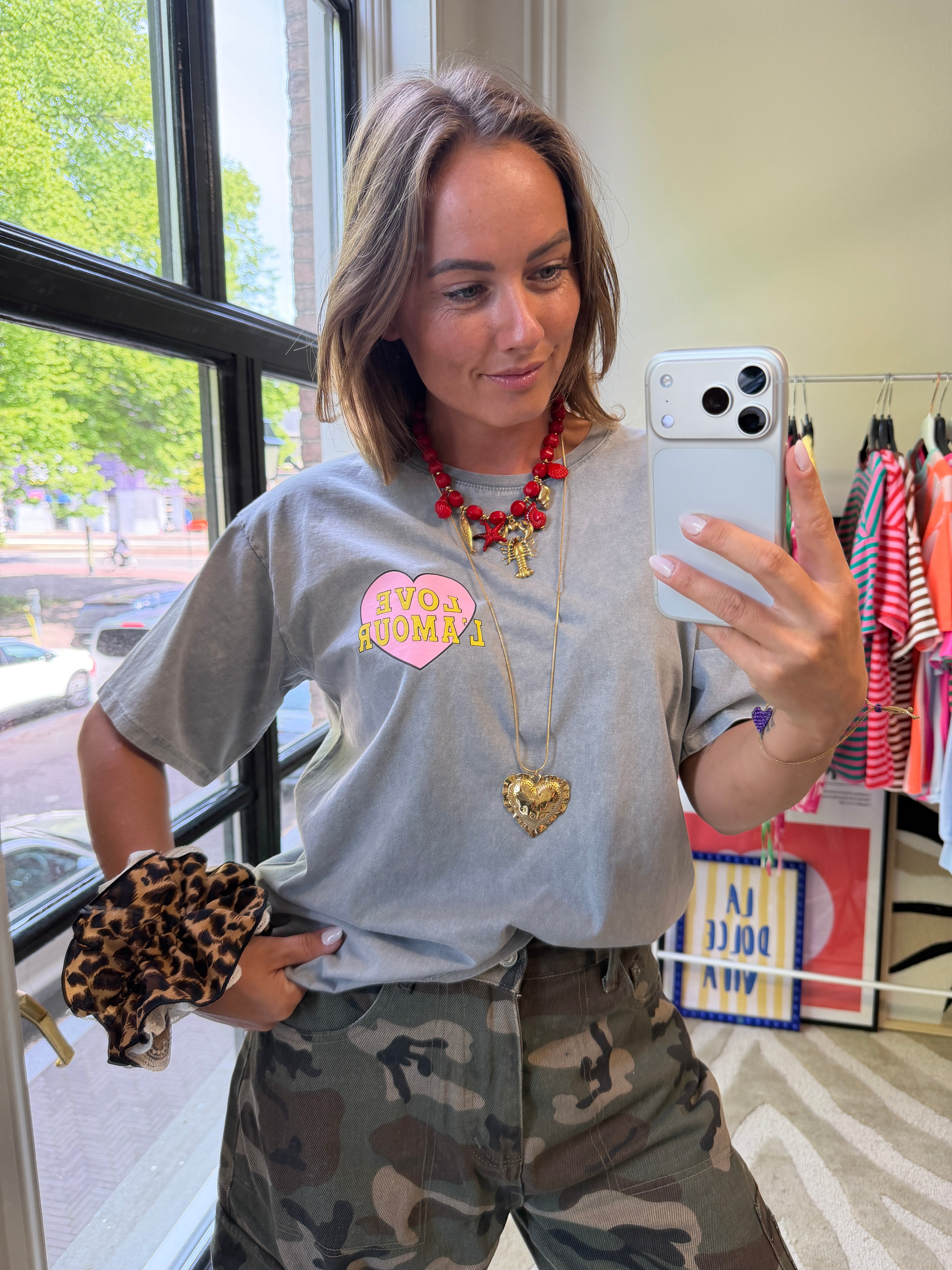 LOVE L'AMOUR SHIRT GRIJS