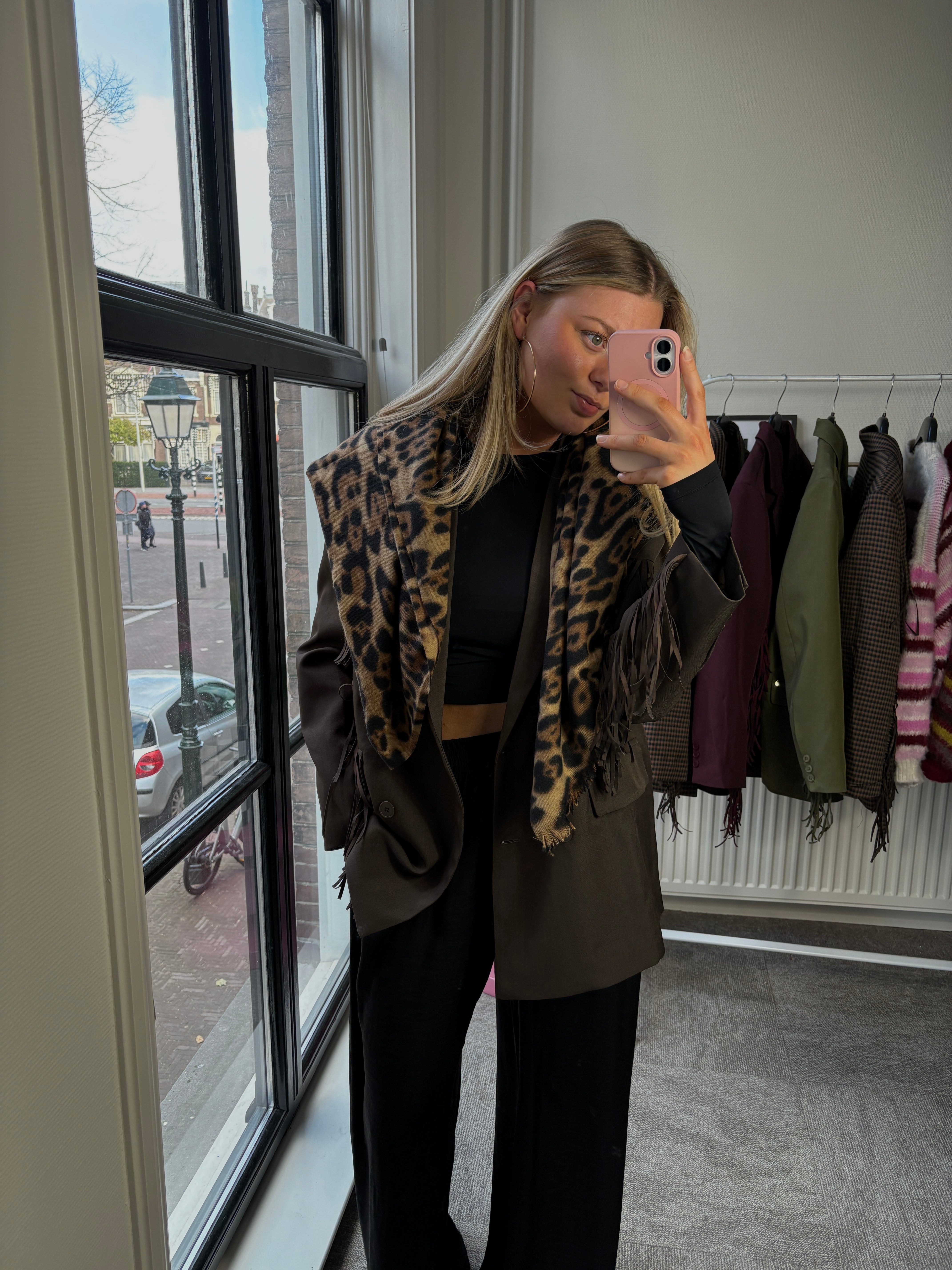MAUD MUSTHAVE BLAZER CHOCO FRANJES