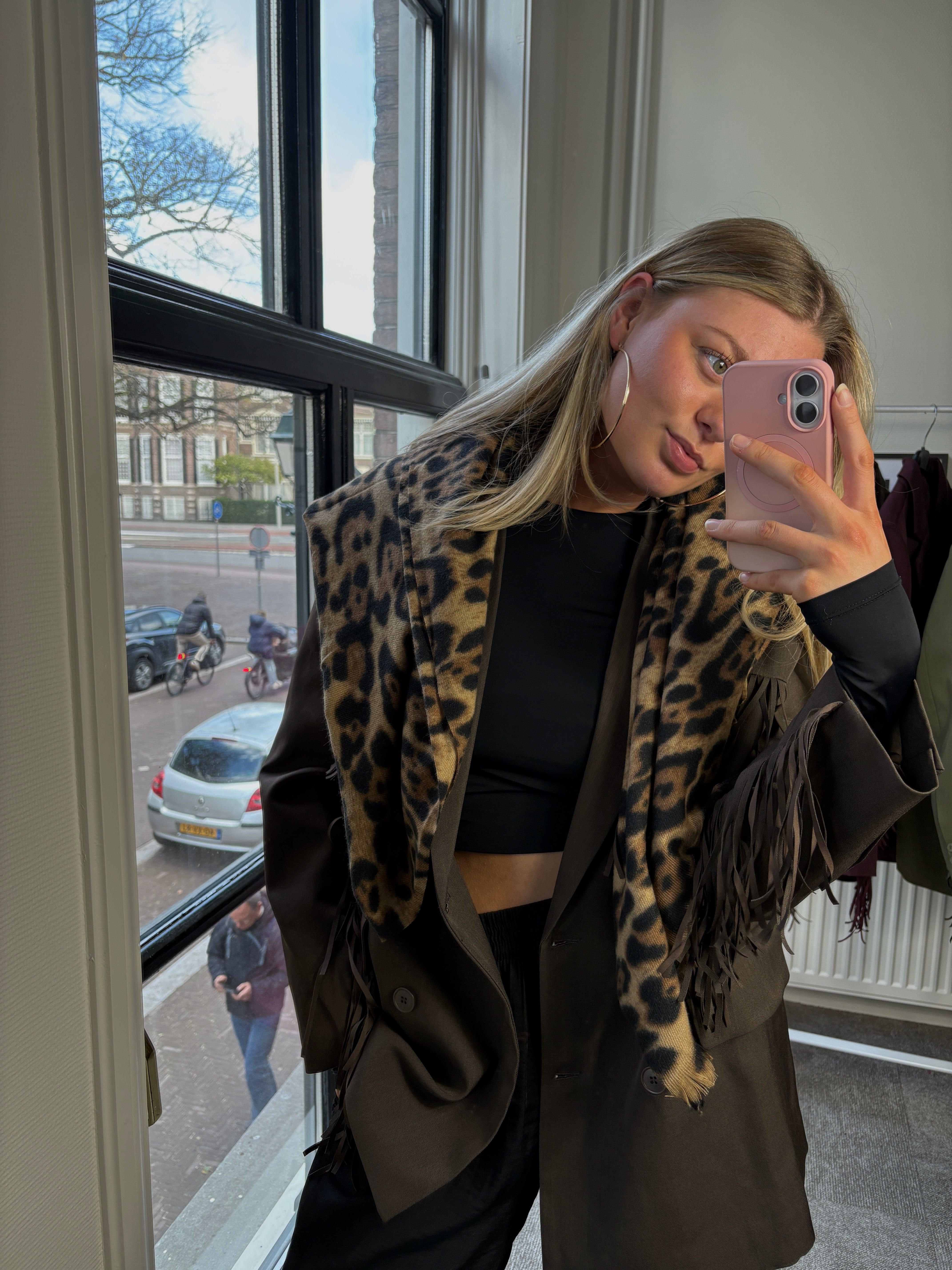 MUSTHAVE PANTHER SCARF