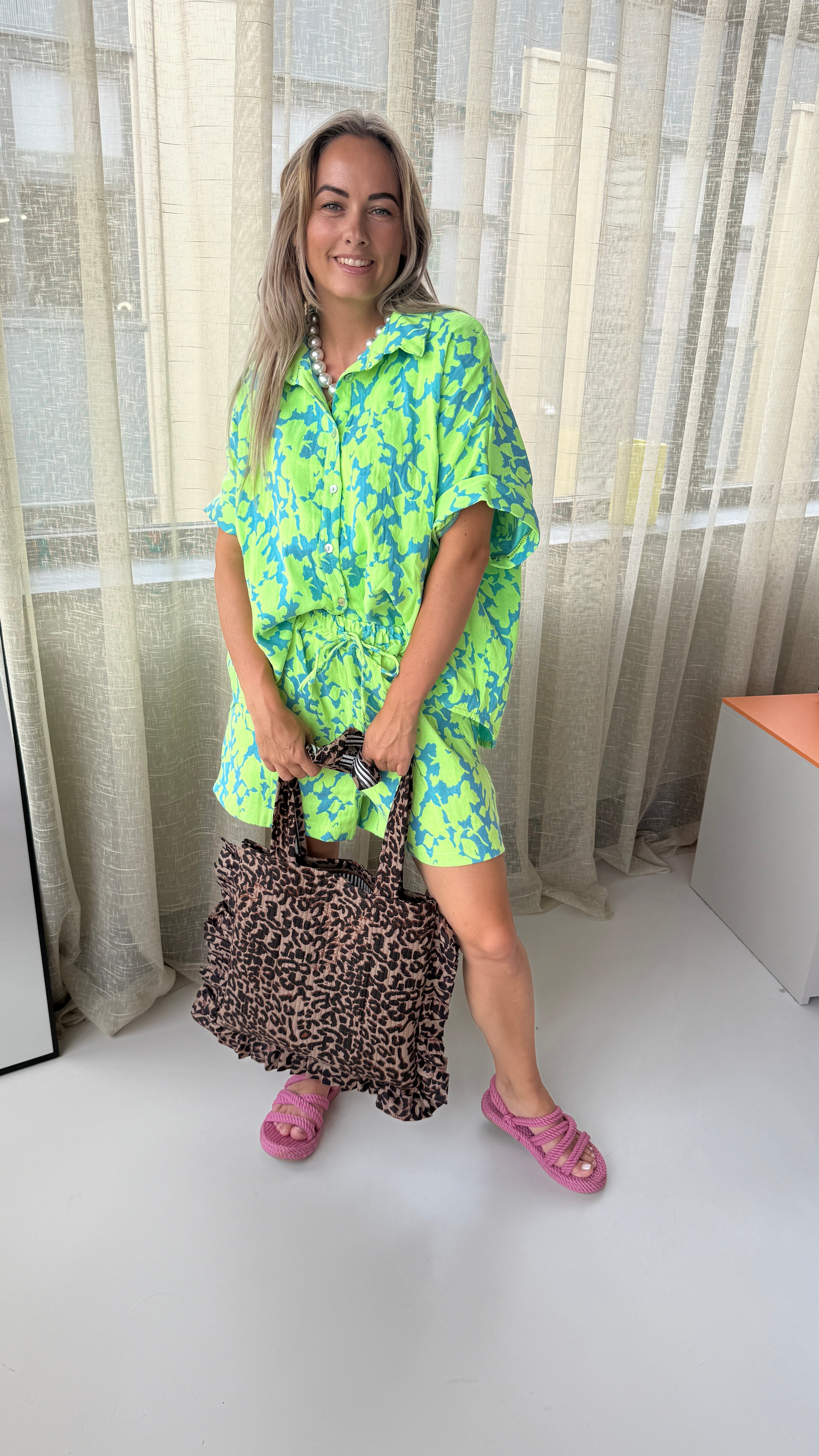 DANIE NEON SHORT