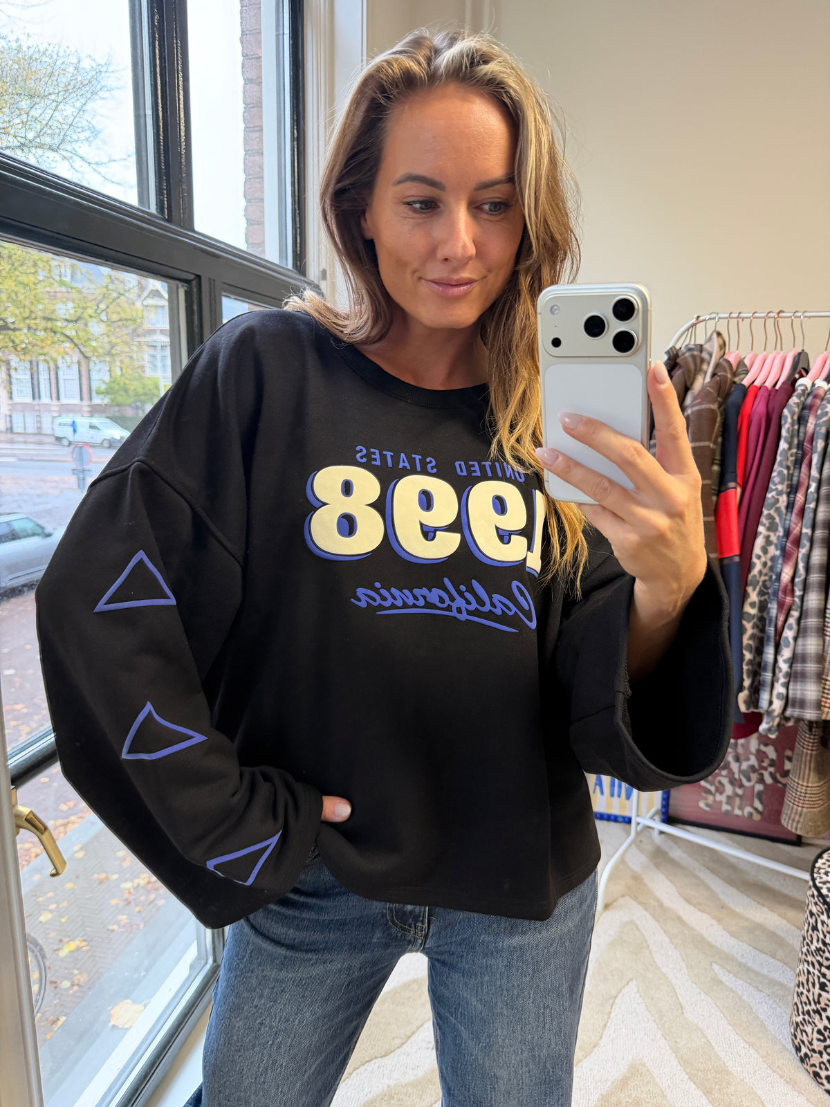 STELLA SWEATER ZWART