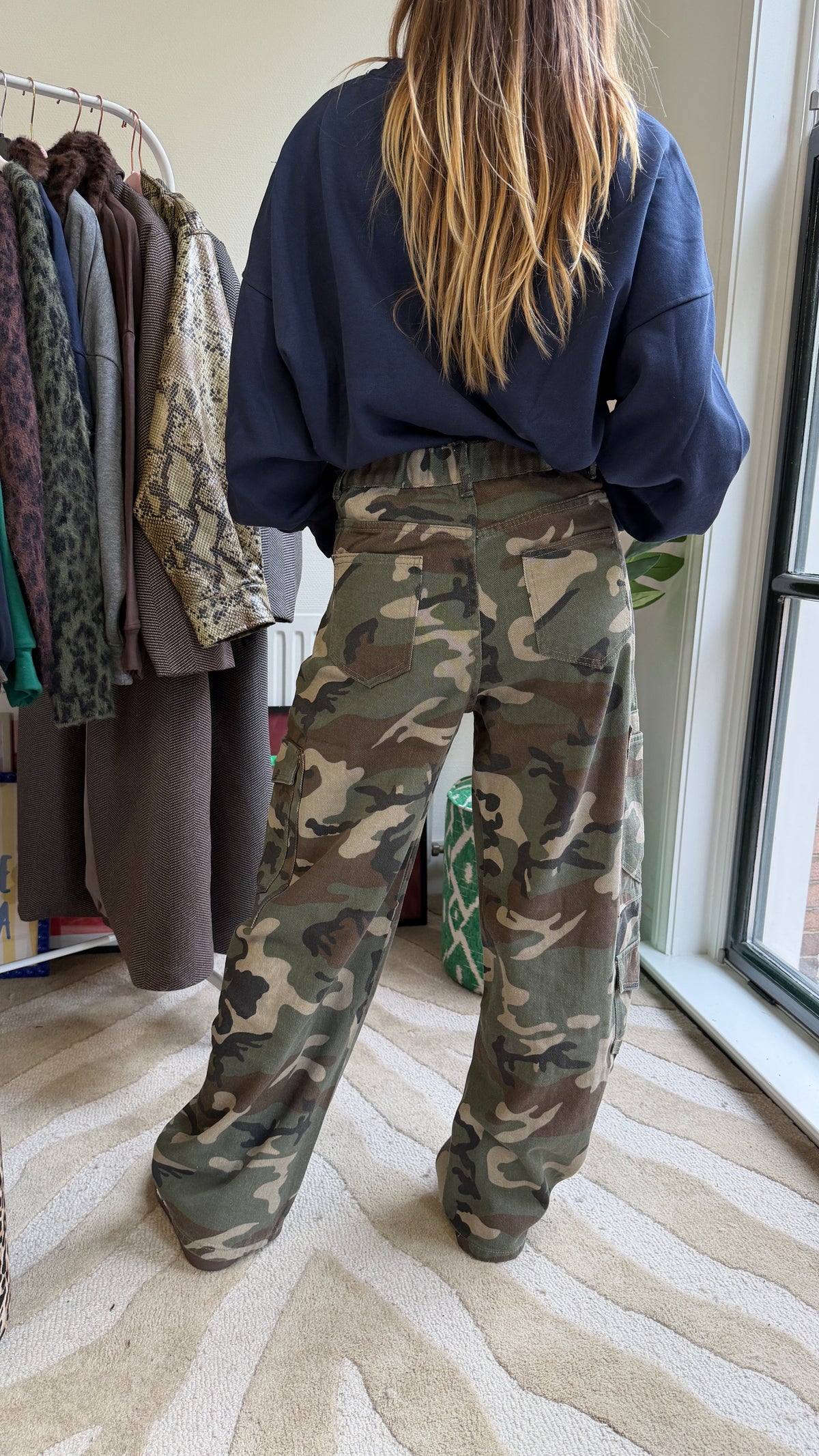 CAMO MUSTHAVE BARREL JEANS