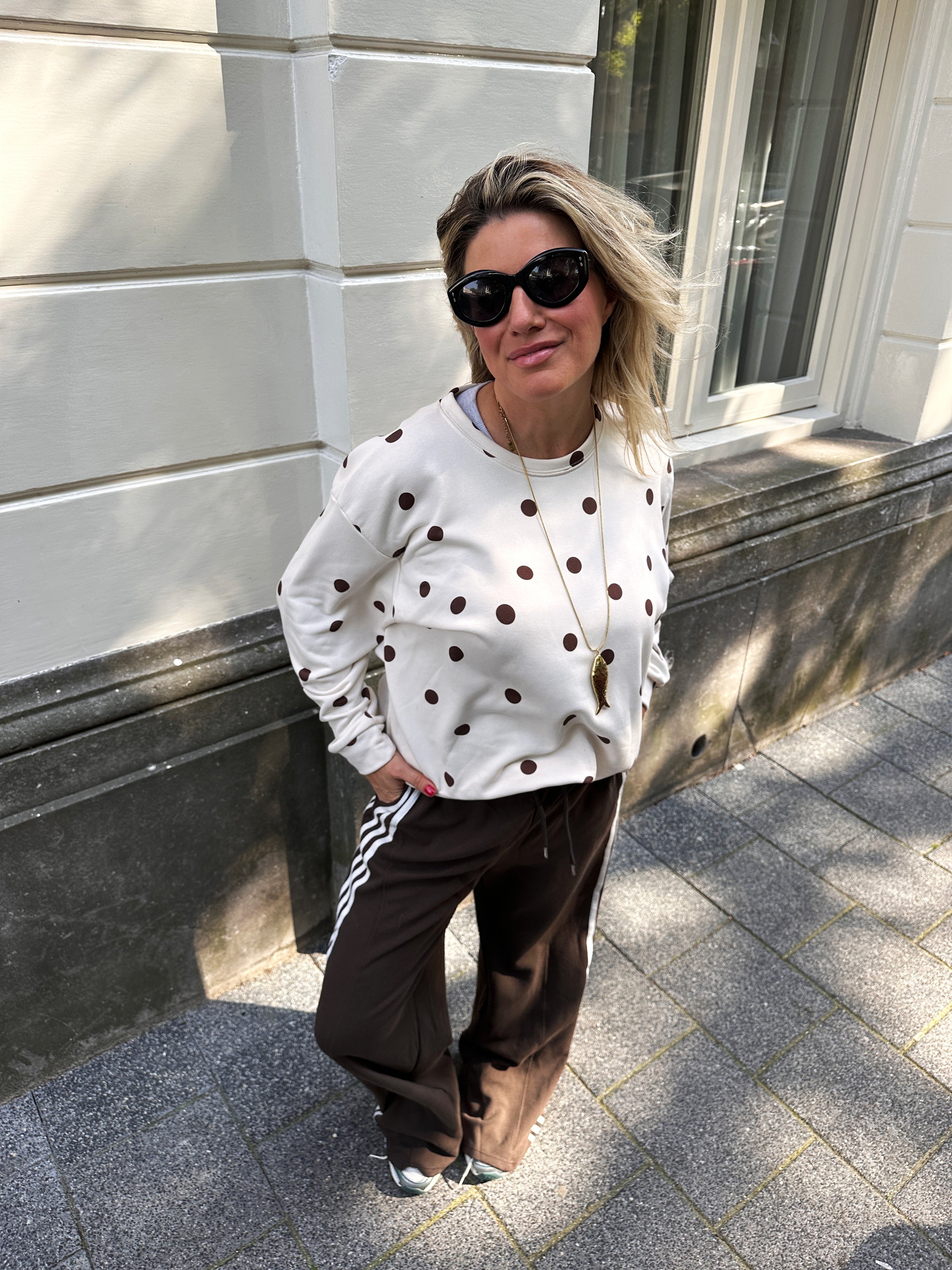 DOTS SWEATER CRÈME WIT
