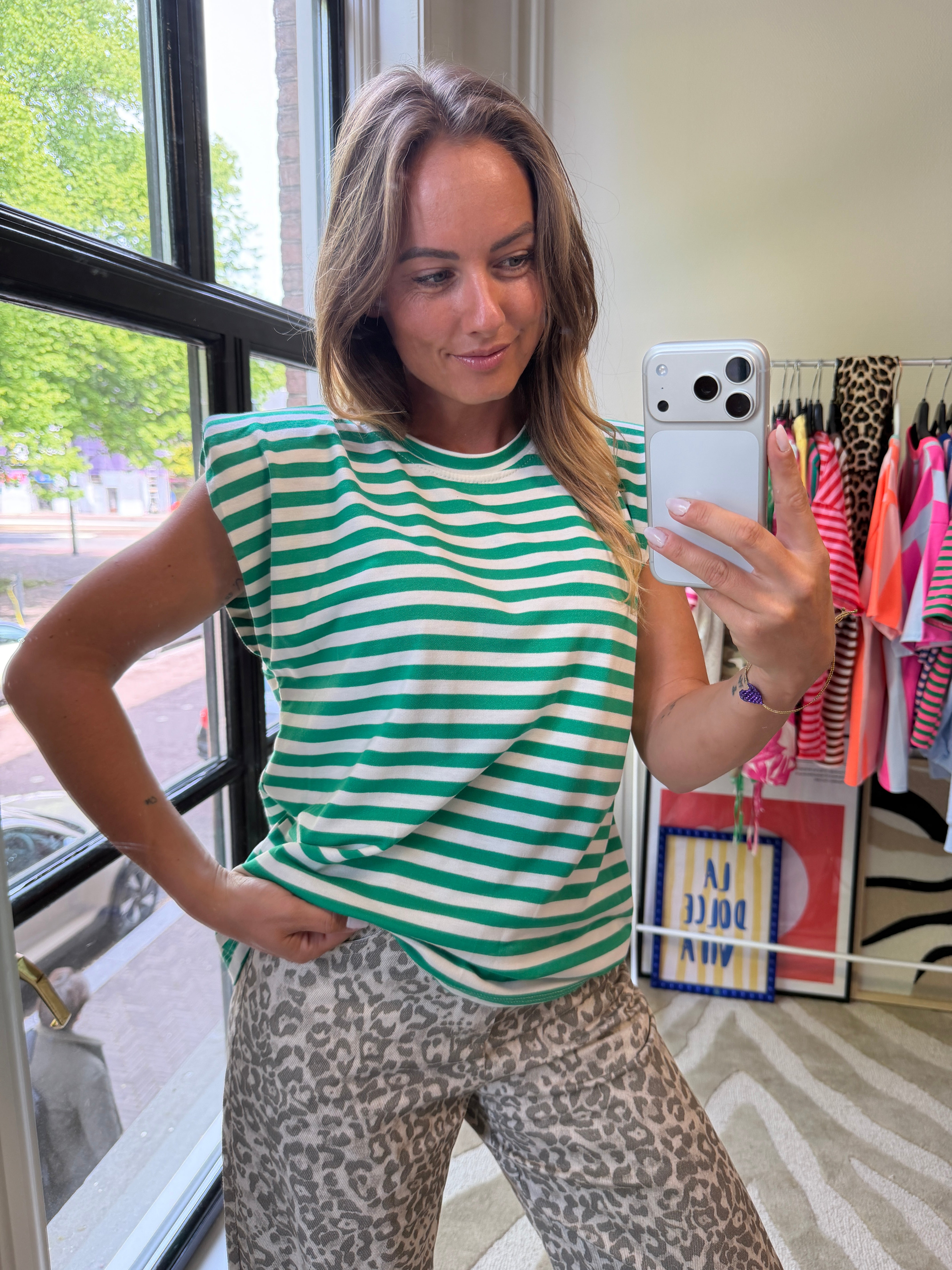 MIRA SHOULDER STREEP TOP GROEN WIT