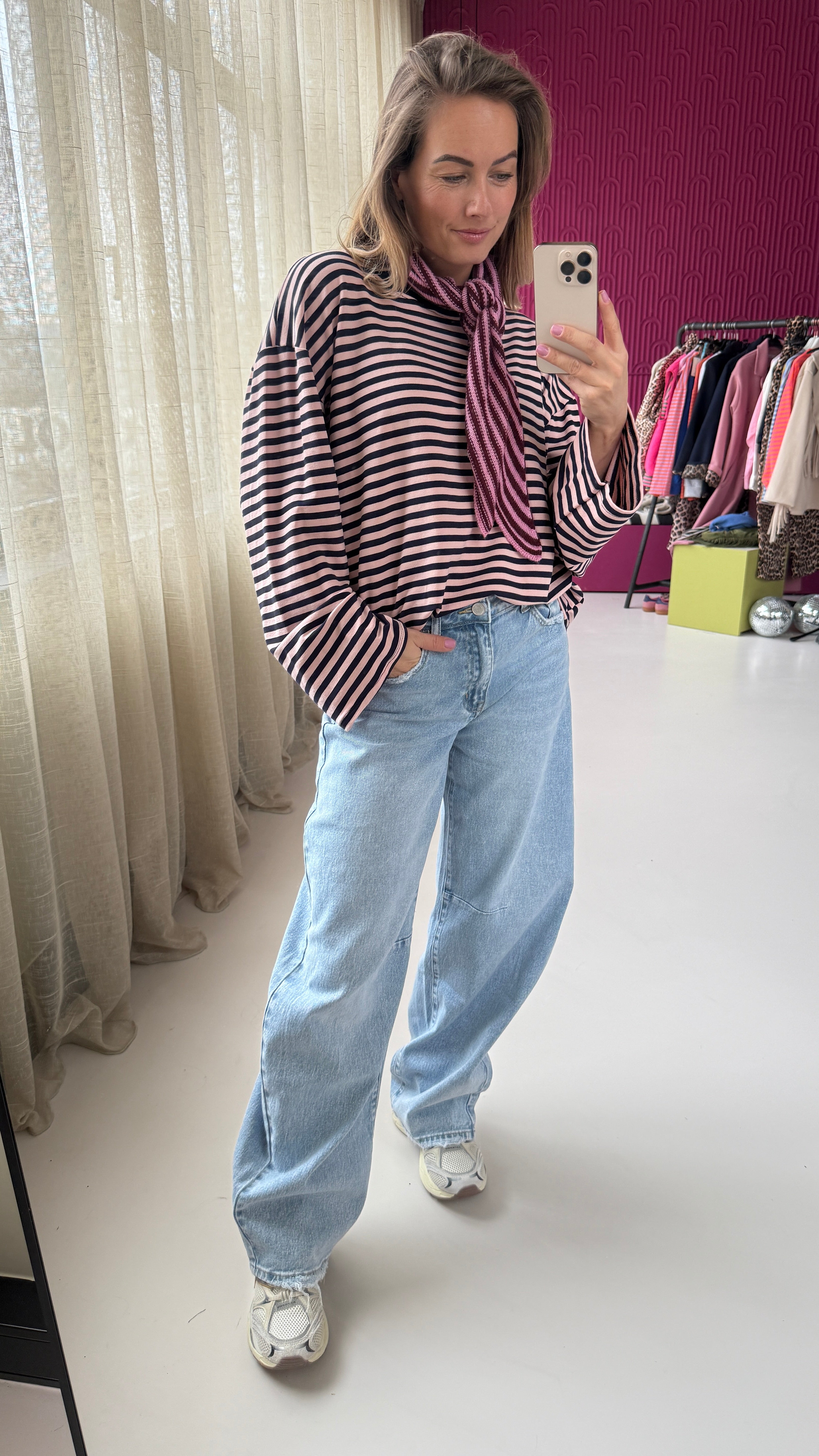 SOFIE LICHTE BARREL JEANS