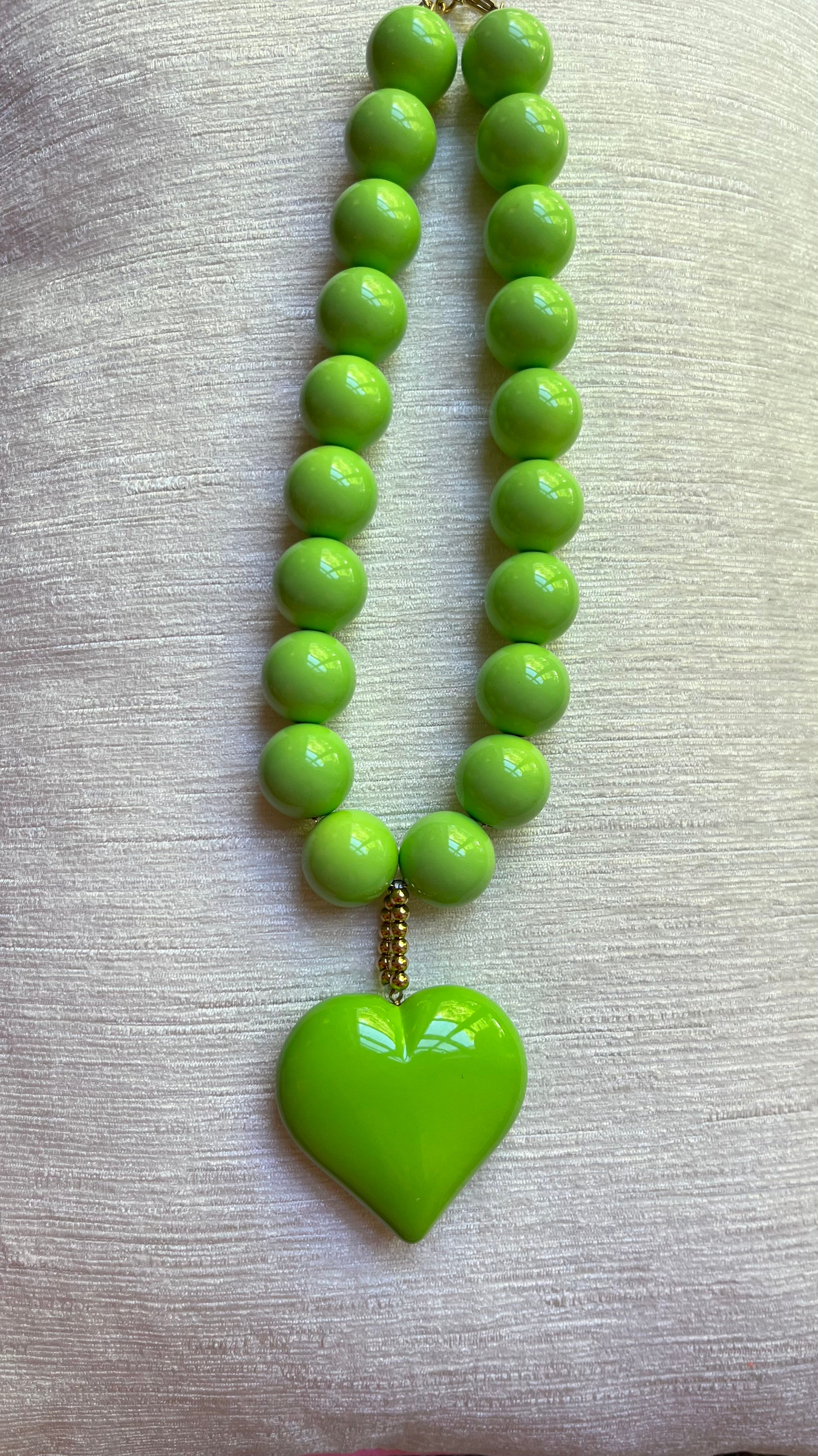 HEART NECKLACE | GREEN