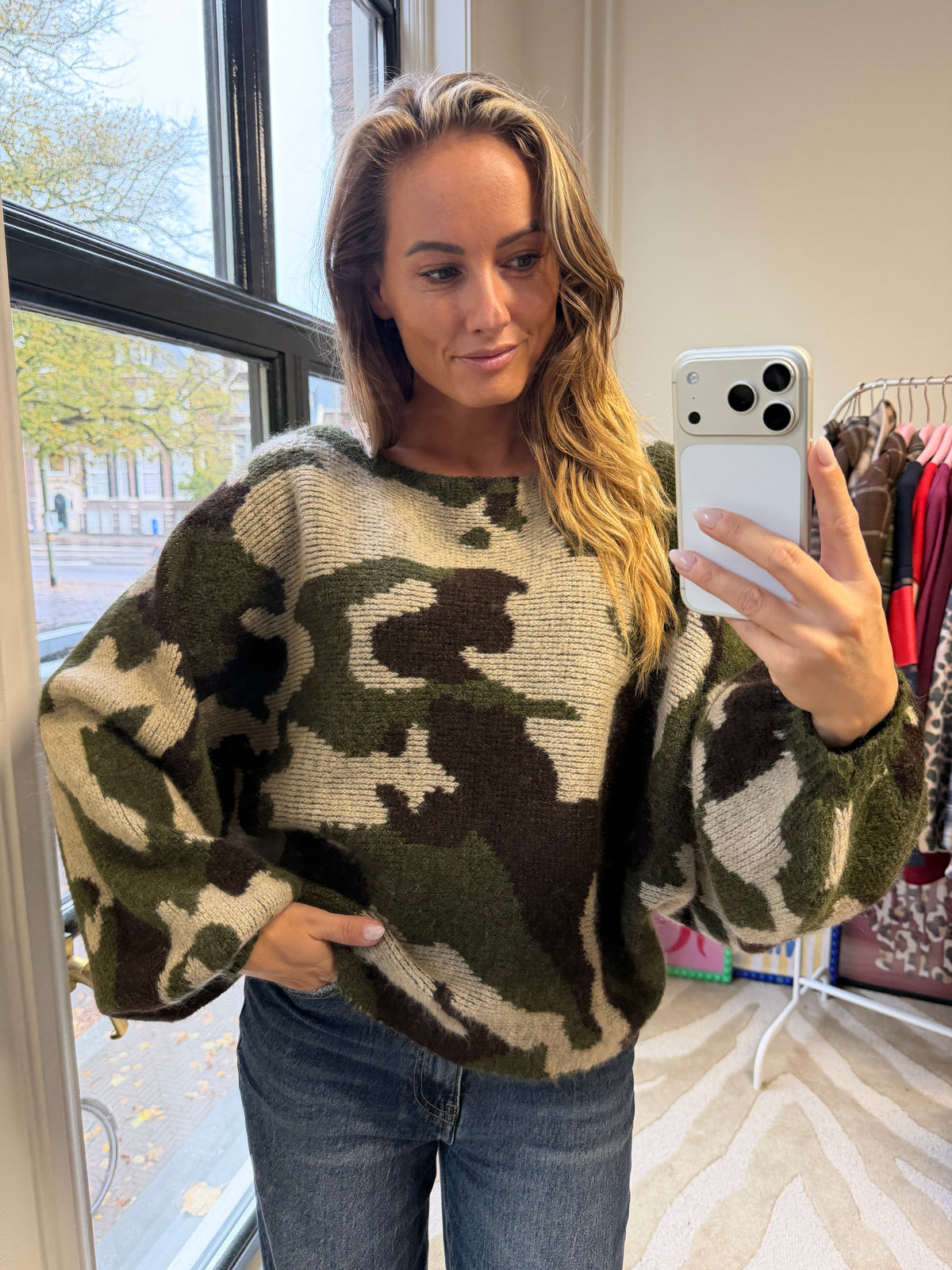 ** PRE ORDER ** ARMY TRUI MET VLINDERMOUWEM