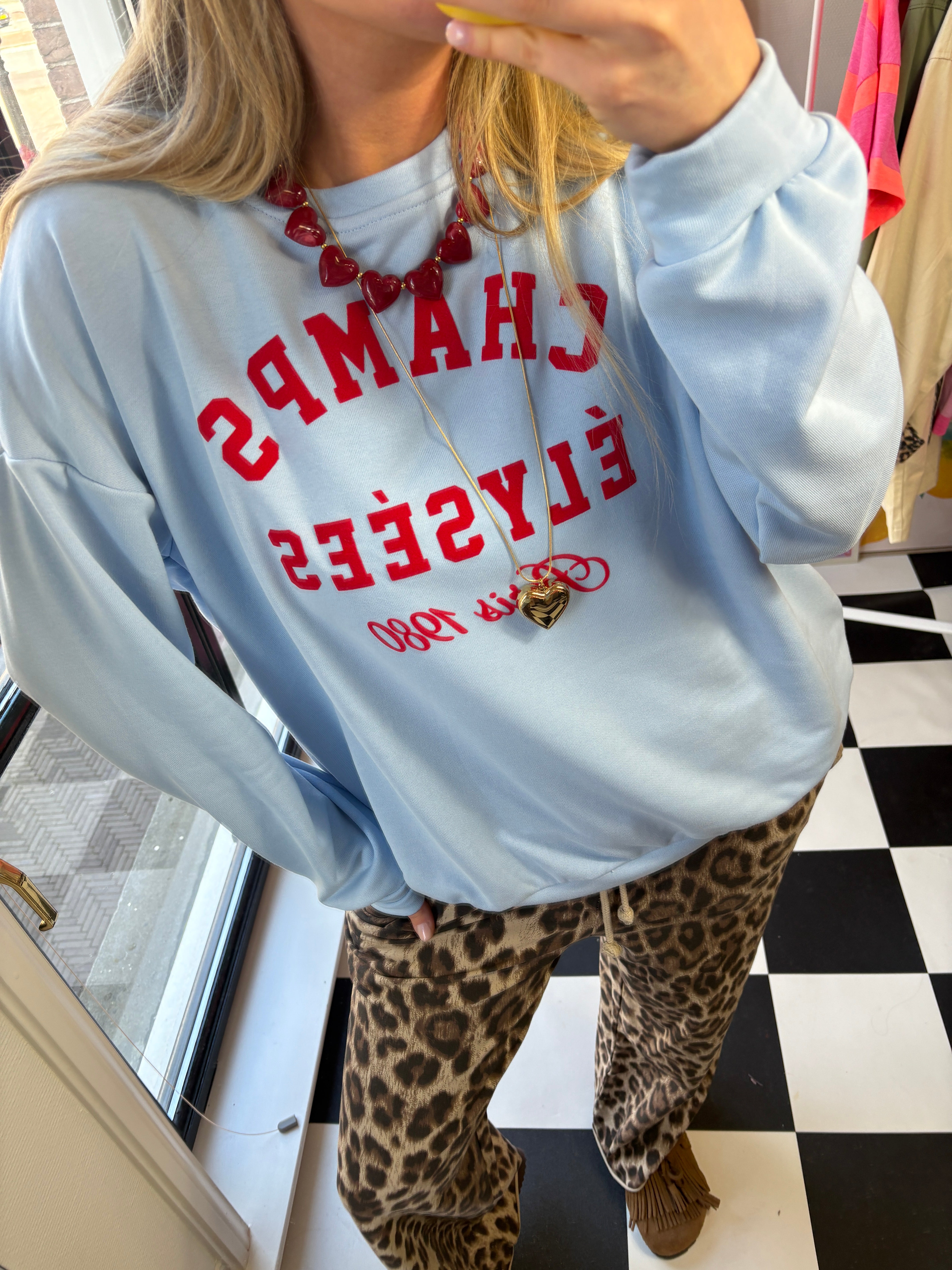 PARIS SWEATER LICHTBLAUW