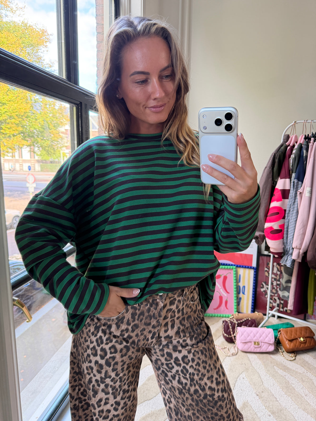 ALEXIA STREEP SHIRT GROEN BRUIN