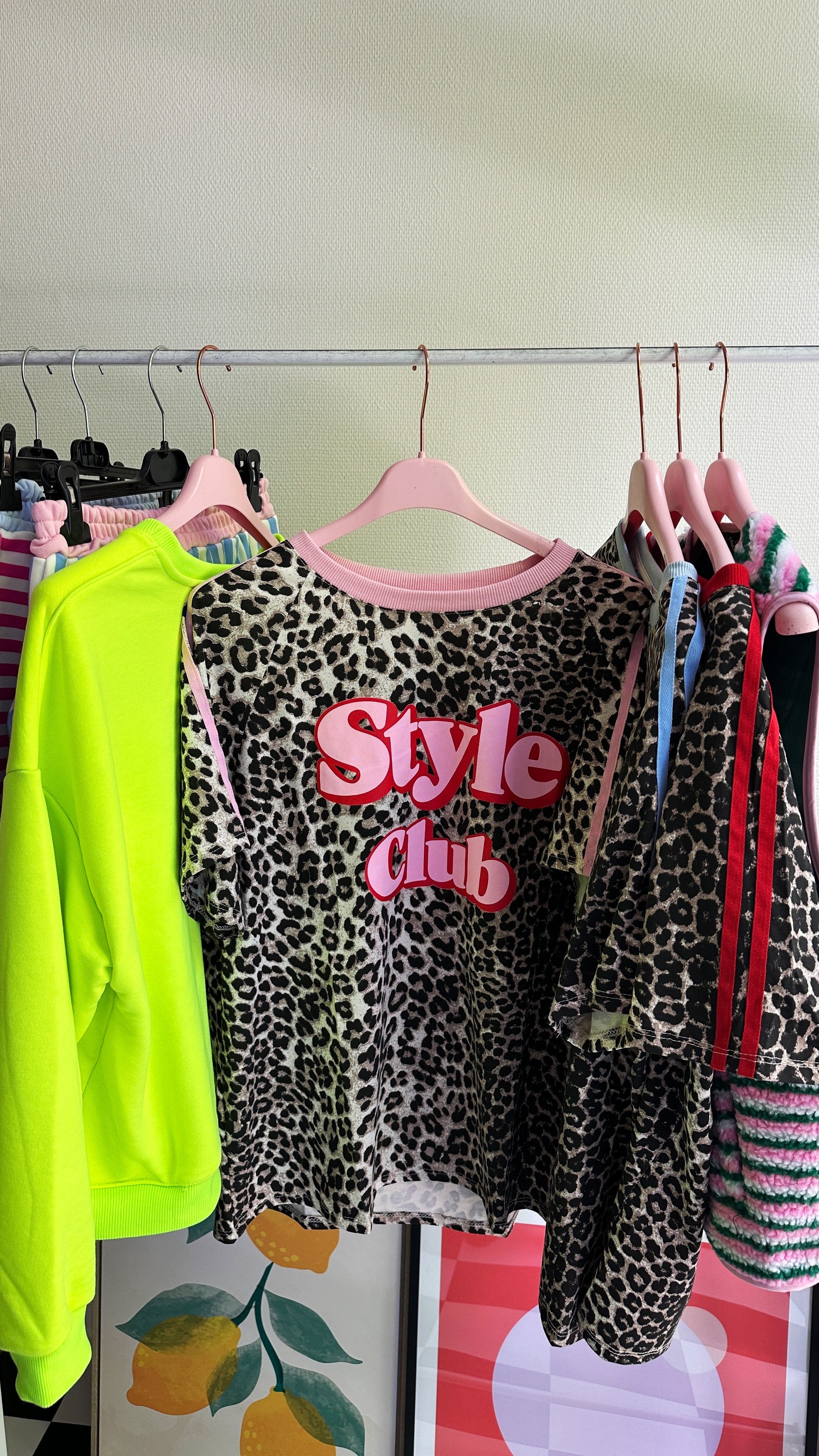 MUSTHAVE PANTER SHIRT MET ROZE