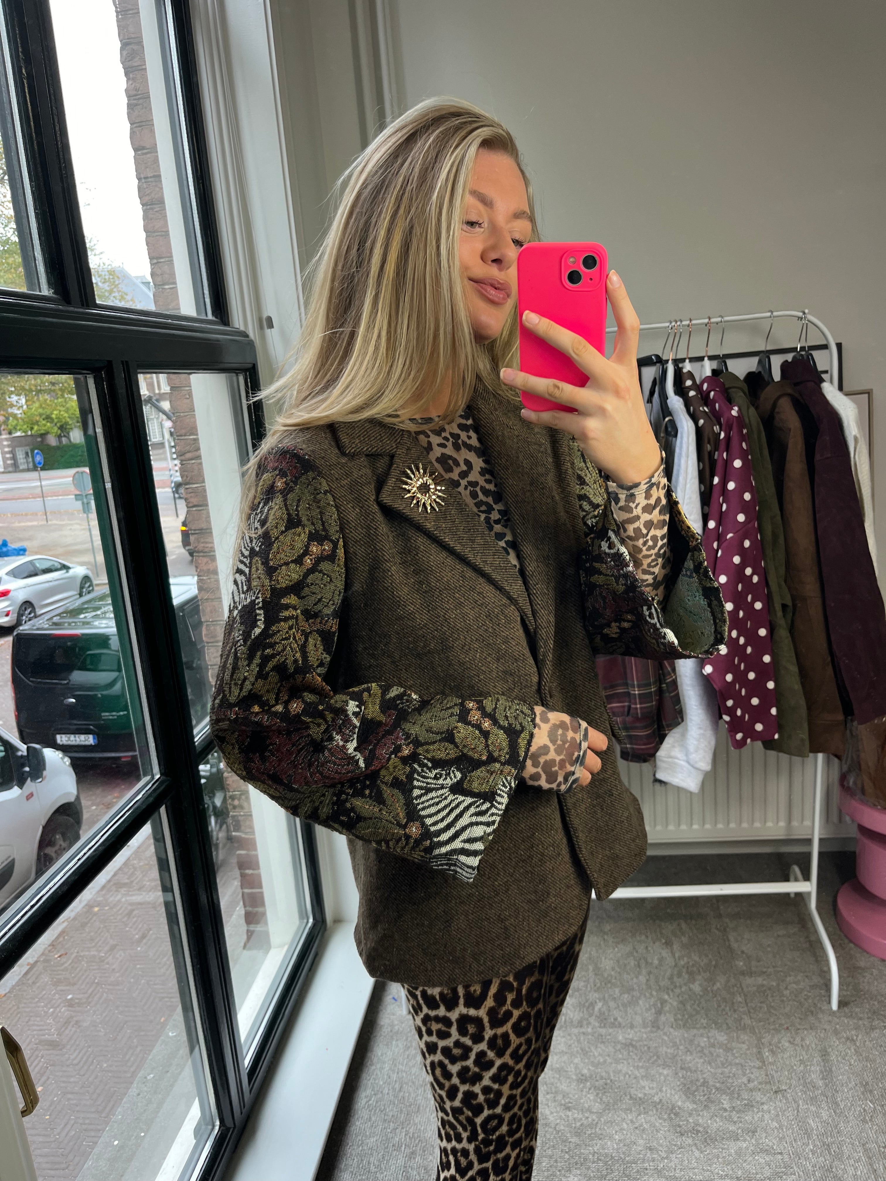 JUNGLE BROWN MUSTHAVE BLAZER