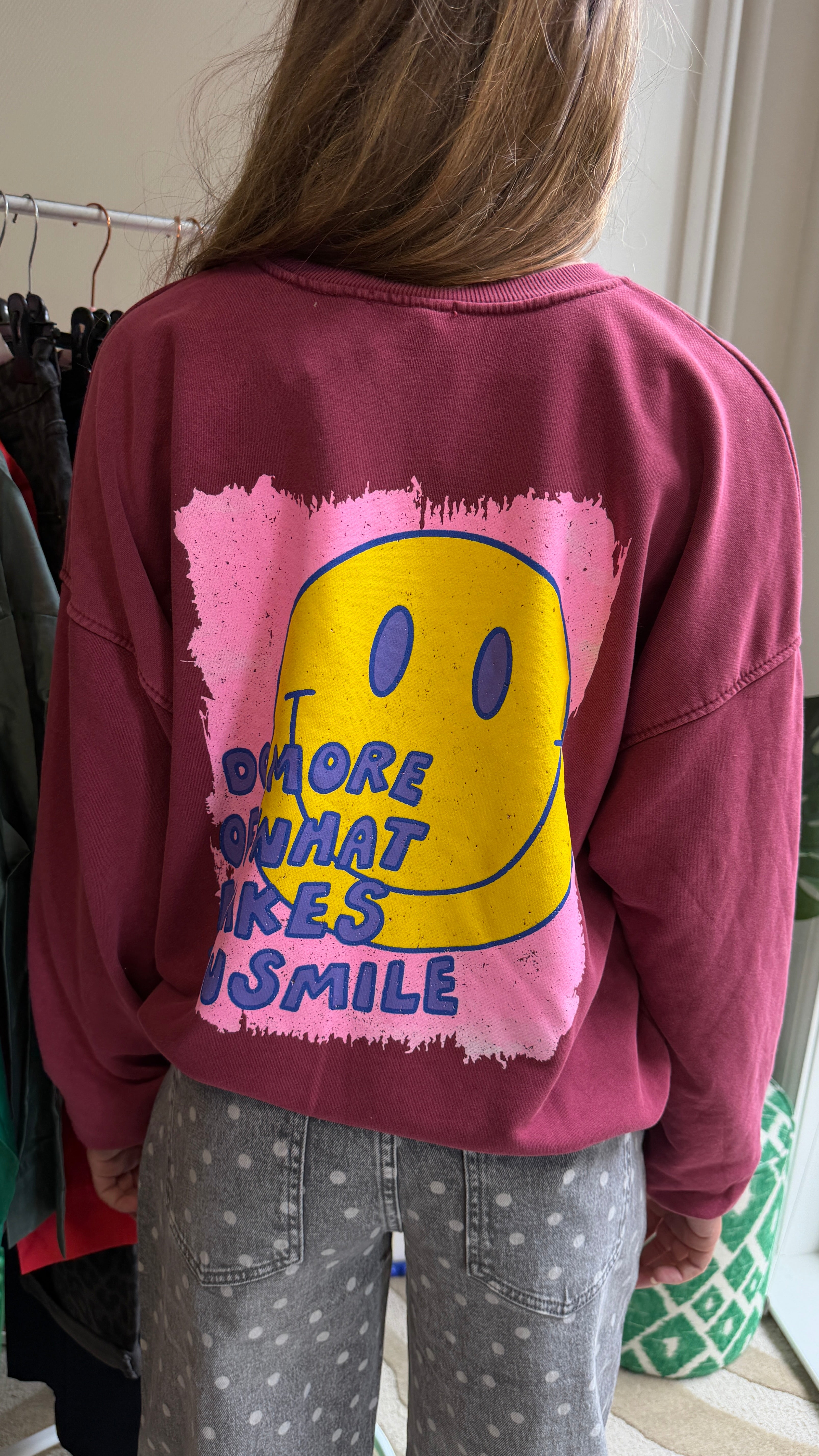 SMILEY SWEATER BURGUNDY
