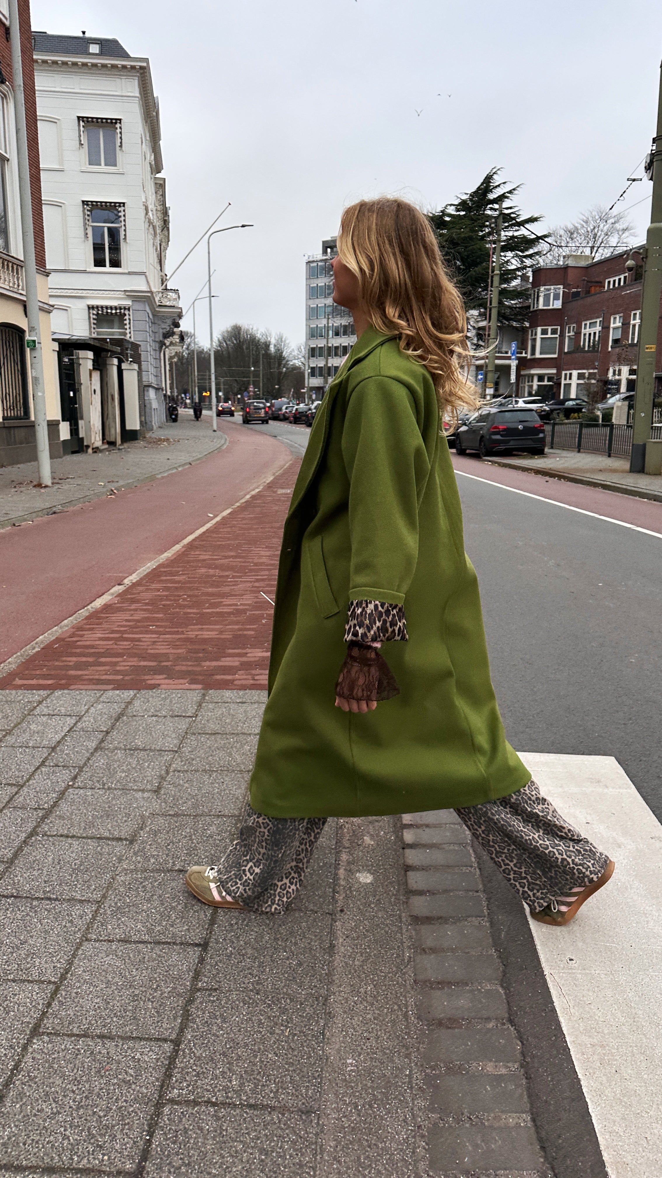 LIZZY MANTEL JAS GROEN MET PANTER