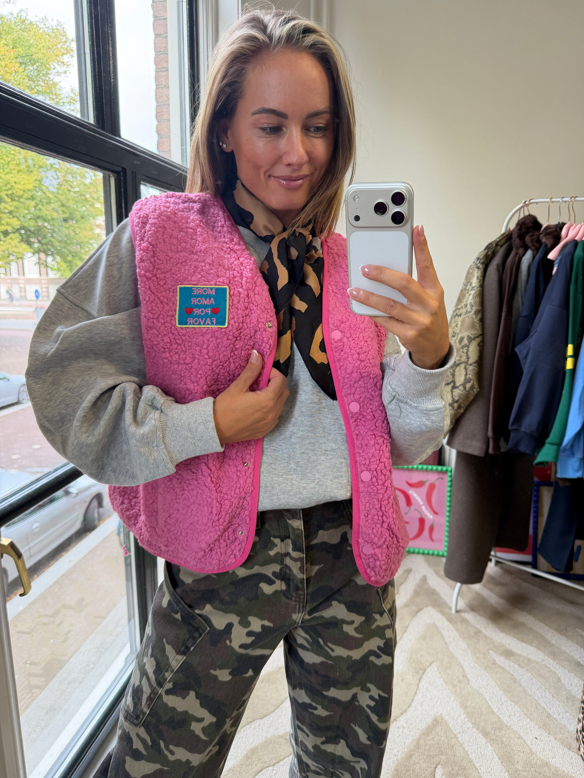 GRIJZE ICONIC SWEATER