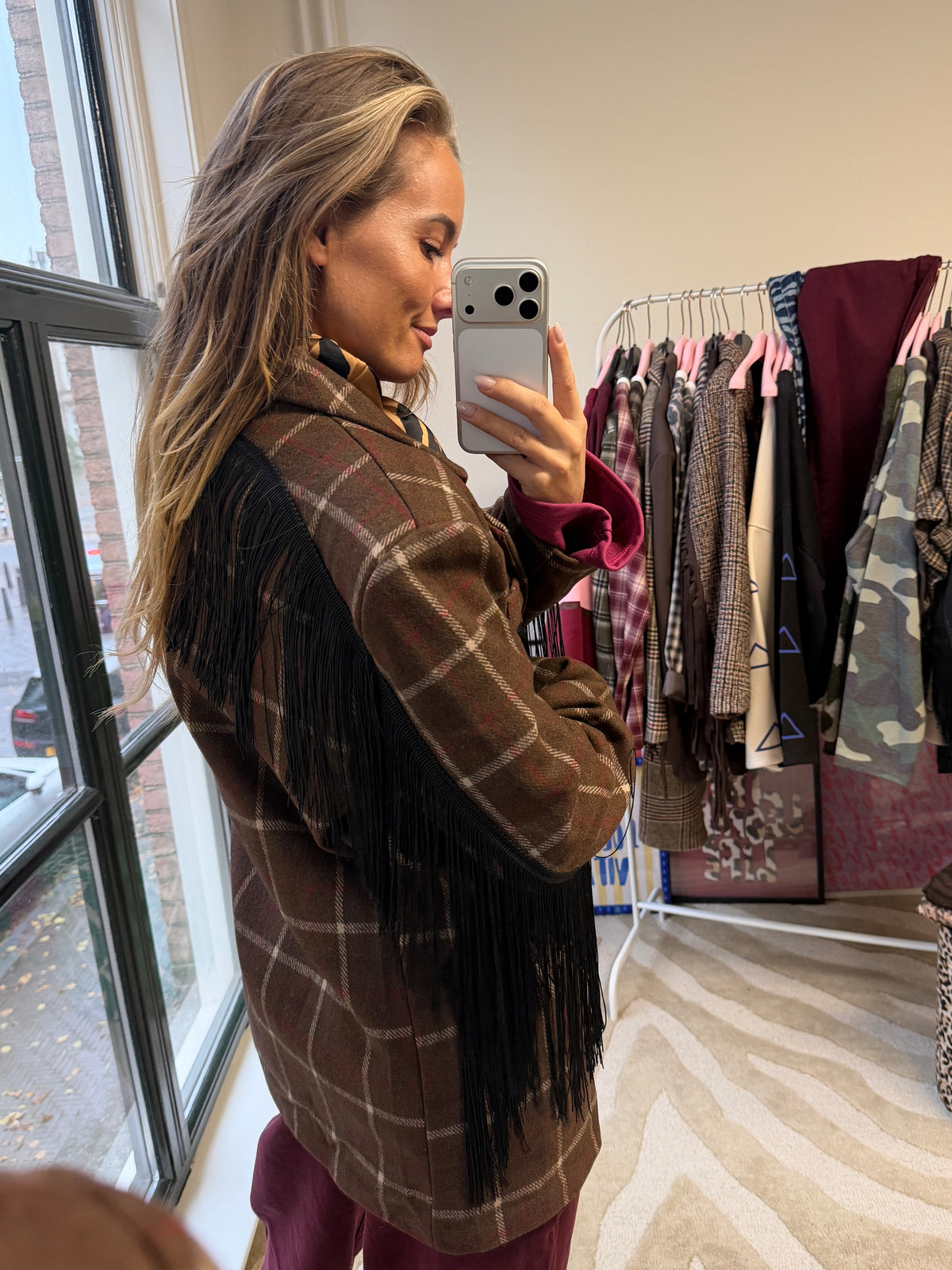 BRUIN GERUITE BLAZER MET FRANJES